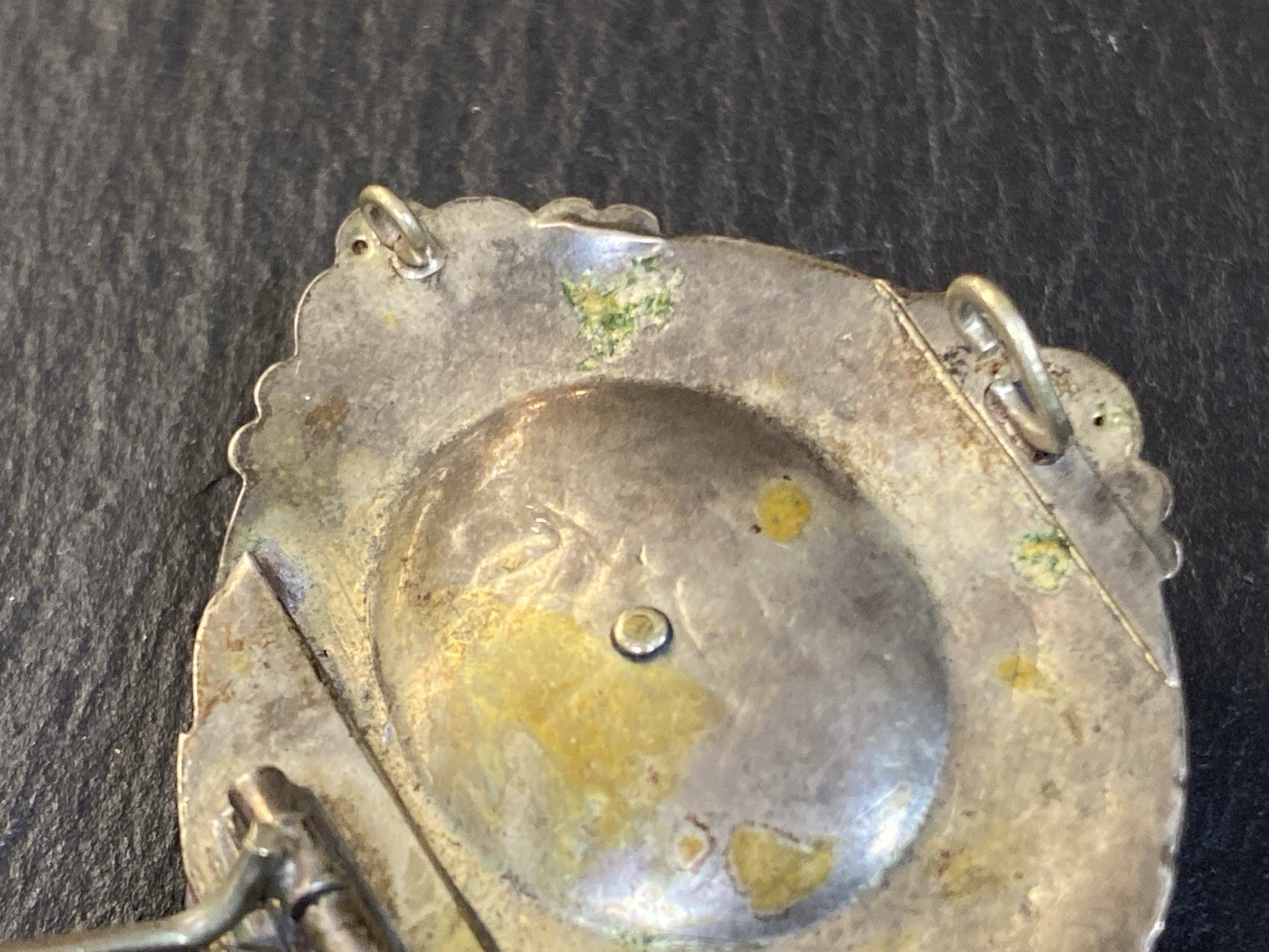 BIEDERMEIER BROSCHE ONYX PERLE ALTGELÖTET SILBER VERGOLDET – Bild 13