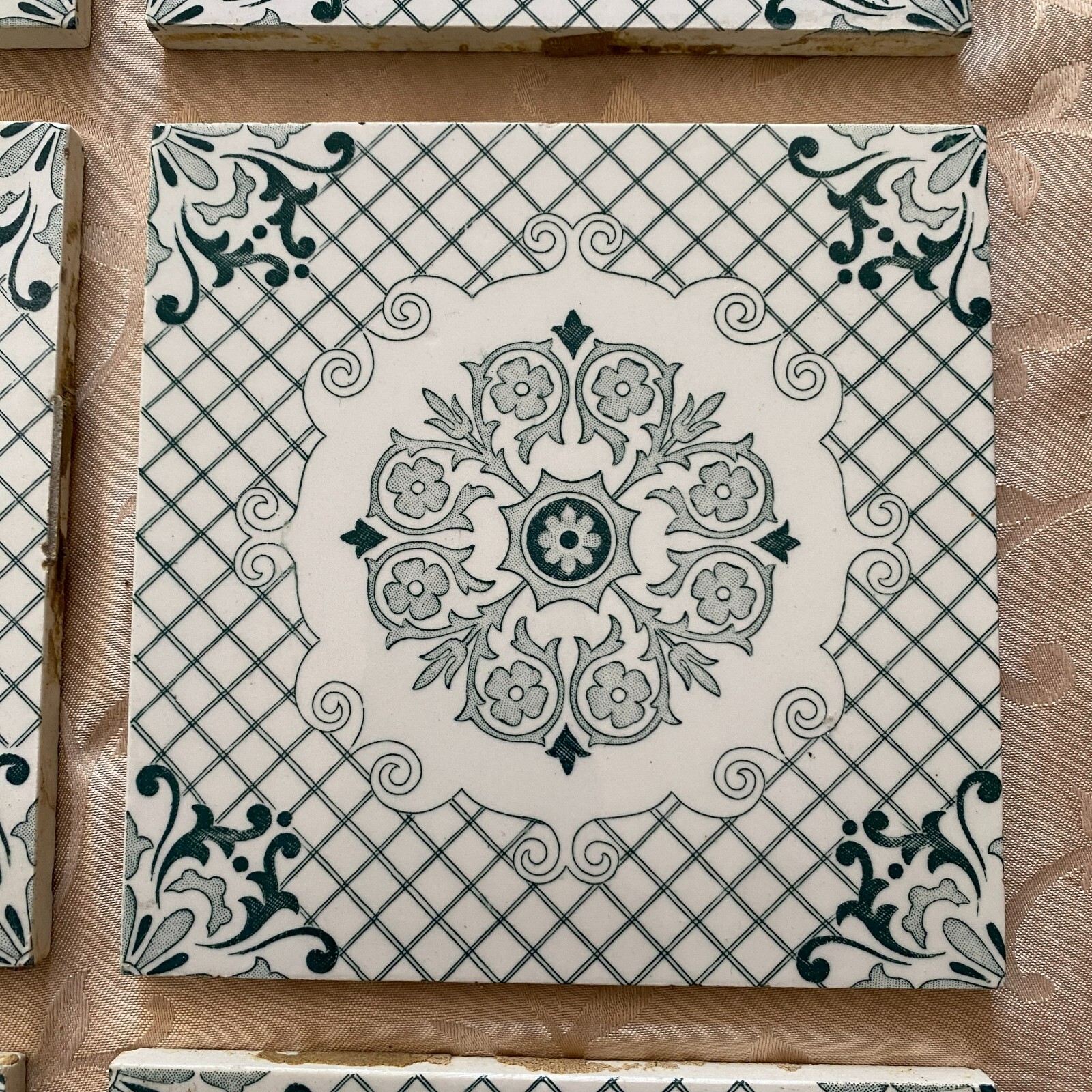 ANTIKE JUGENDSTIL FLIESEN 9 STÜCK SET KACHELN UM 1910 15x15cm AUS KERAMIK – Bild 7