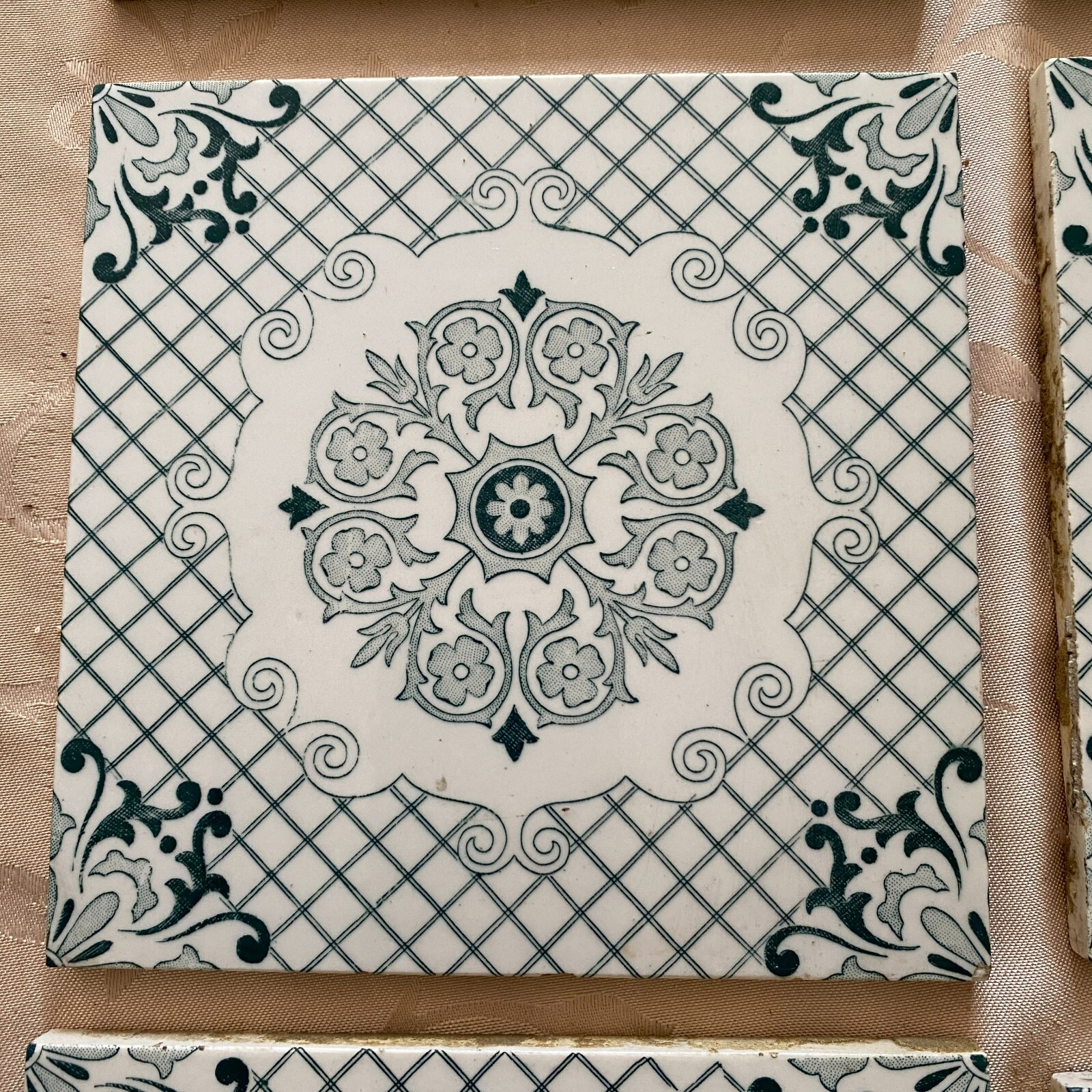 ANTIKE JUGENDSTIL FLIESEN 9 STÜCK SET KACHELN UM 1910 15x15cm AUS KERAMIK – Bild 10