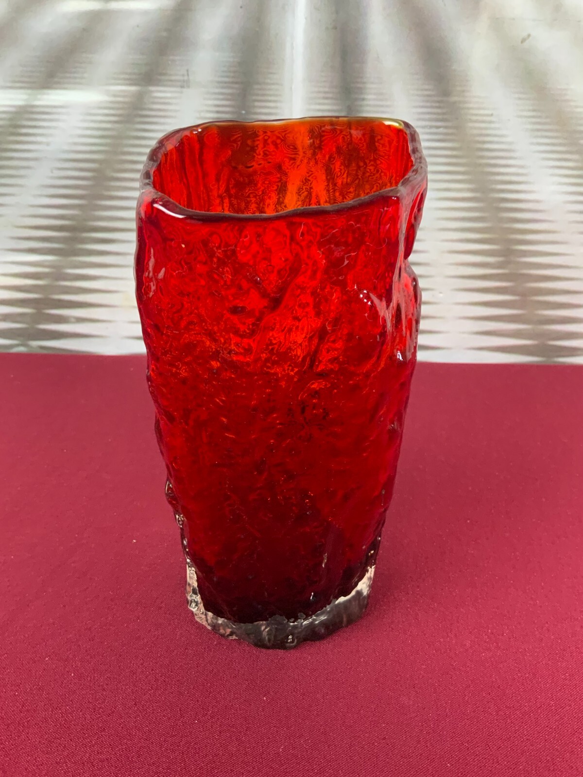 SEHR SCHÖNE VASE AUS GLAS HANDARBEIT KÜNSTLERGLAS 1kg 20,5cm HOCH