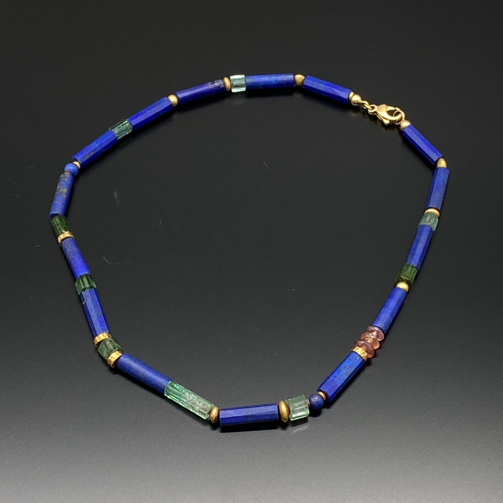 WUNDERVOLLE KETTE GELBGOLD 750 LAPIS LAZULI SMARAGDE SPINELL 36,5cm – Bild 15