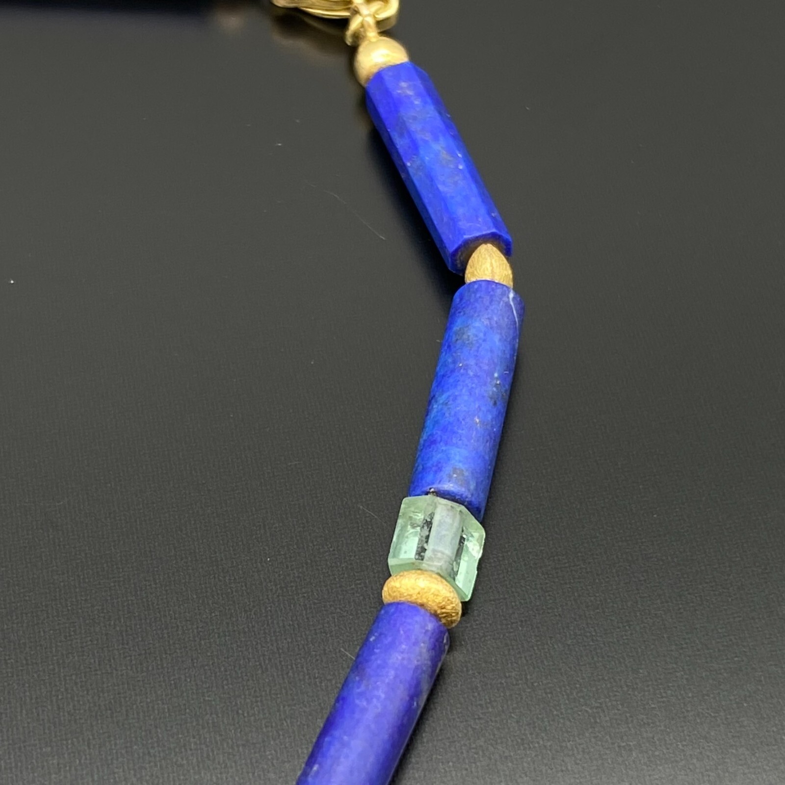 WUNDERVOLLE KETTE GELBGOLD 750 LAPIS LAZULI SMARAGDE SPINELL 36,5cm – Bild 8