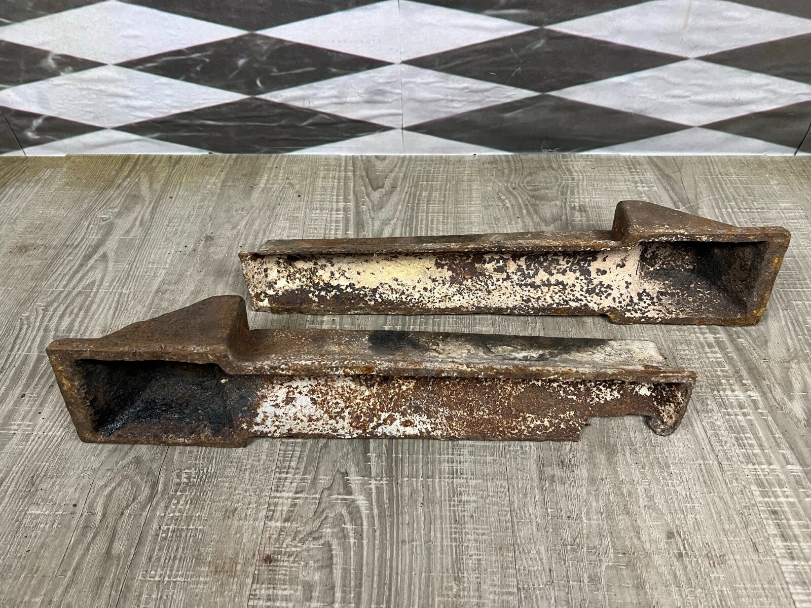 ANTIKE KAMINBÖCKE AUS EISEN 19 TES JHDT EMPIRE STIL – Bild 11