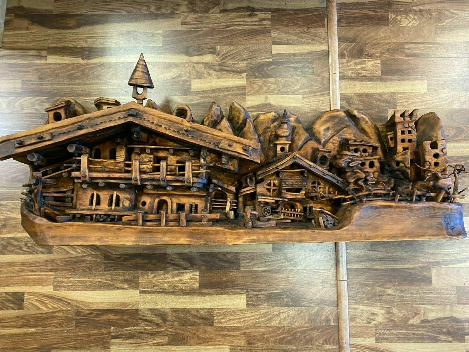 MASSIVE SCHNITZEREI BERGDORF MONOGRAMMIERT 150cm ALPENLAND – Bild 3