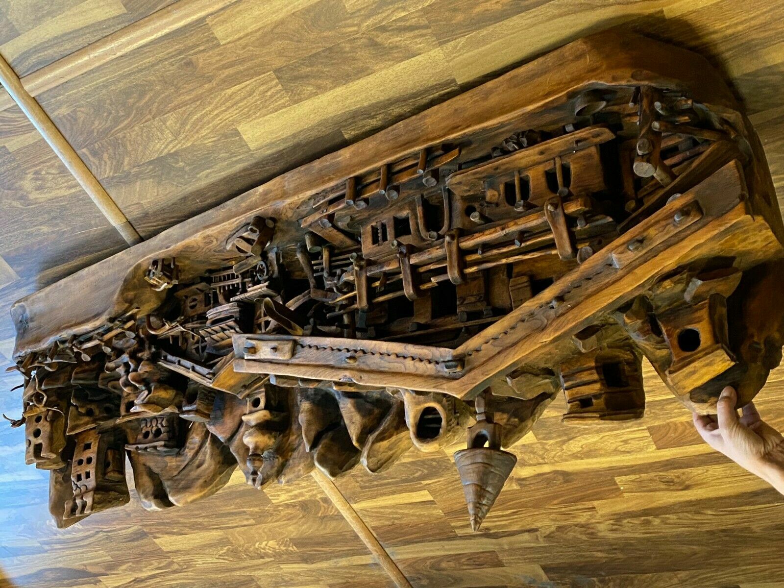 MASSIVE SCHNITZEREI BERGDORF MONOGRAMMIERT 150cm ALPENLAND – Bild 6