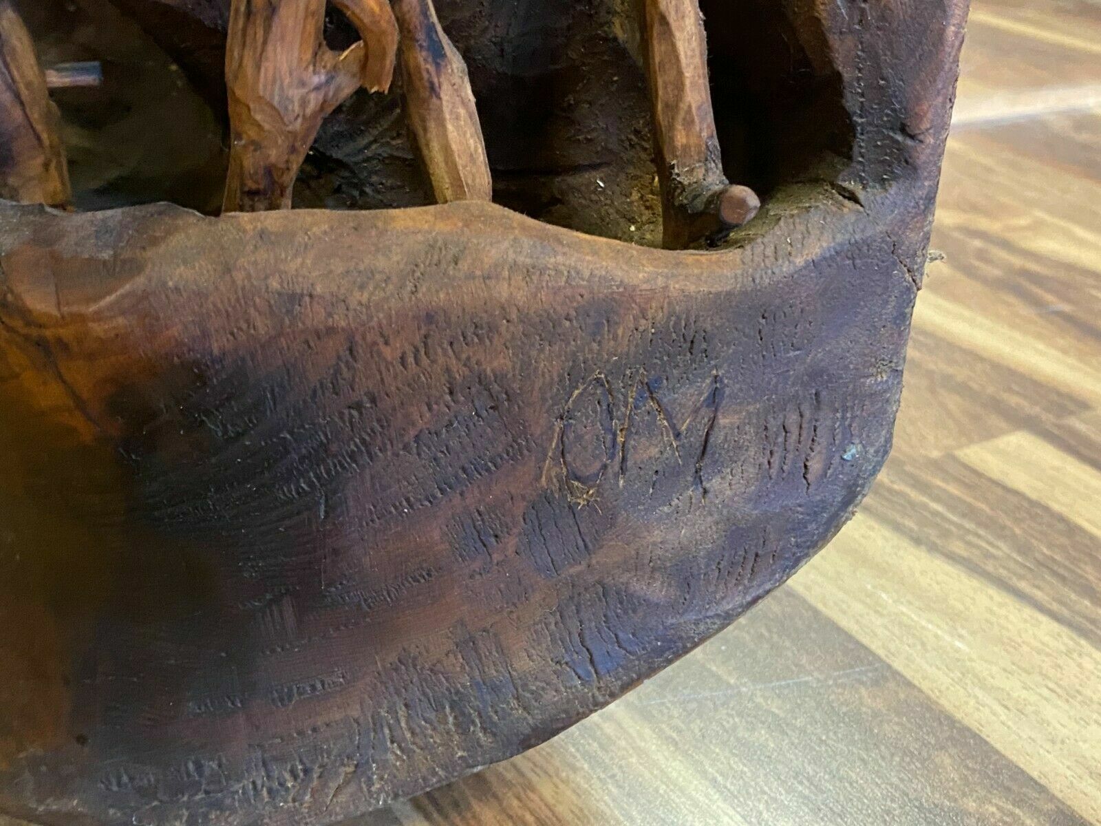 MASSIVE SCHNITZEREI BERGDORF MONOGRAMMIERT 150cm ALPENLAND – Bild 8