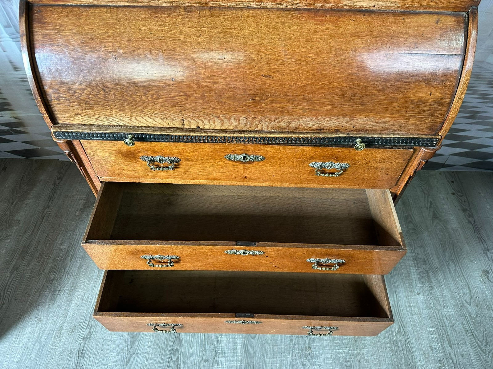 ANTIKER LOUIS SEIZE ZYLINDERSCHREIBTISCH SEKRETÄR AUS EICHE UM 1780 ROLLSEKRETÄR – Bild 11