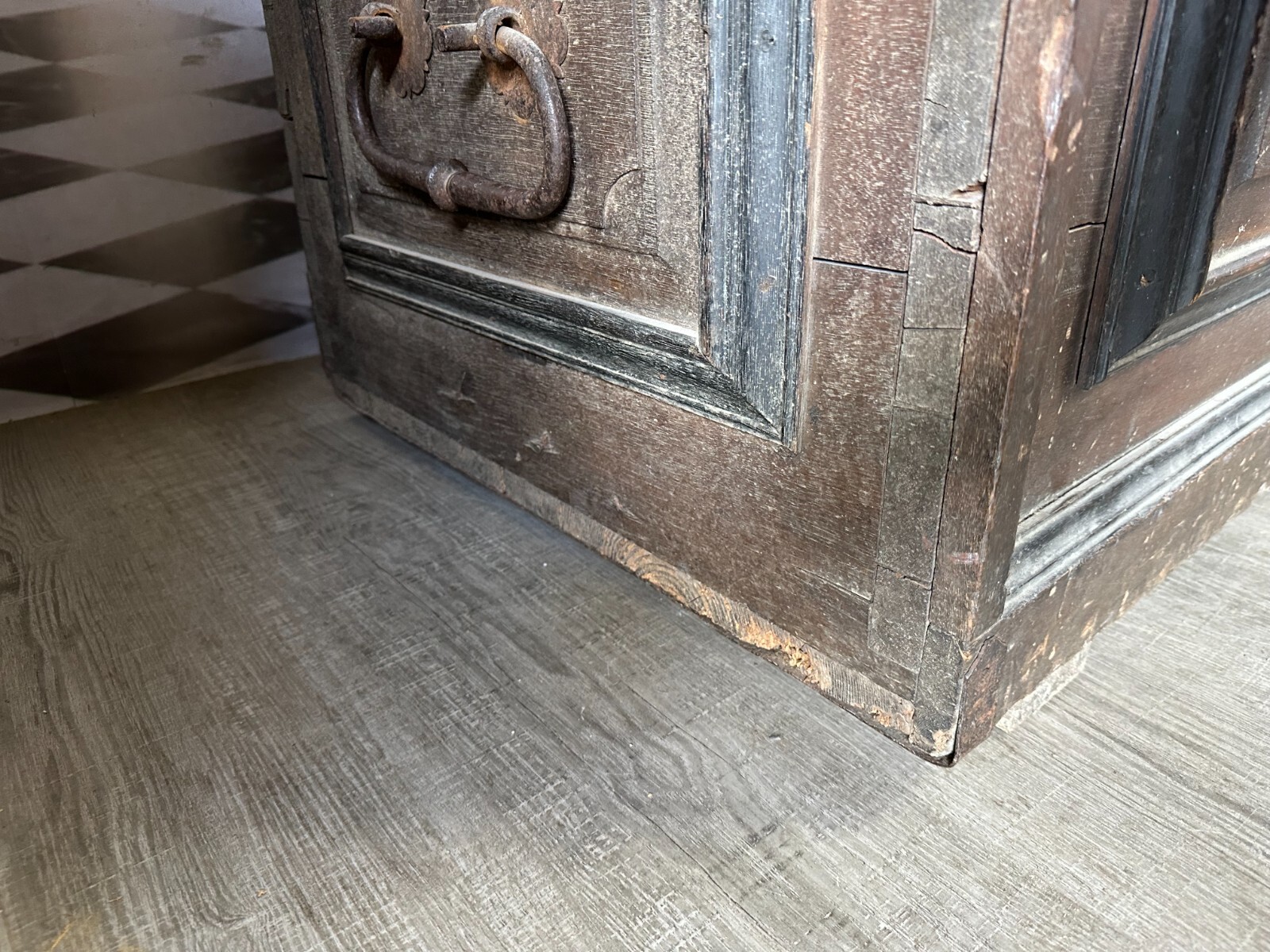 ANTIKE TRUHE BAROCKTRUHE HOLZ MASSIV 19 TES JHDT – Bild 4