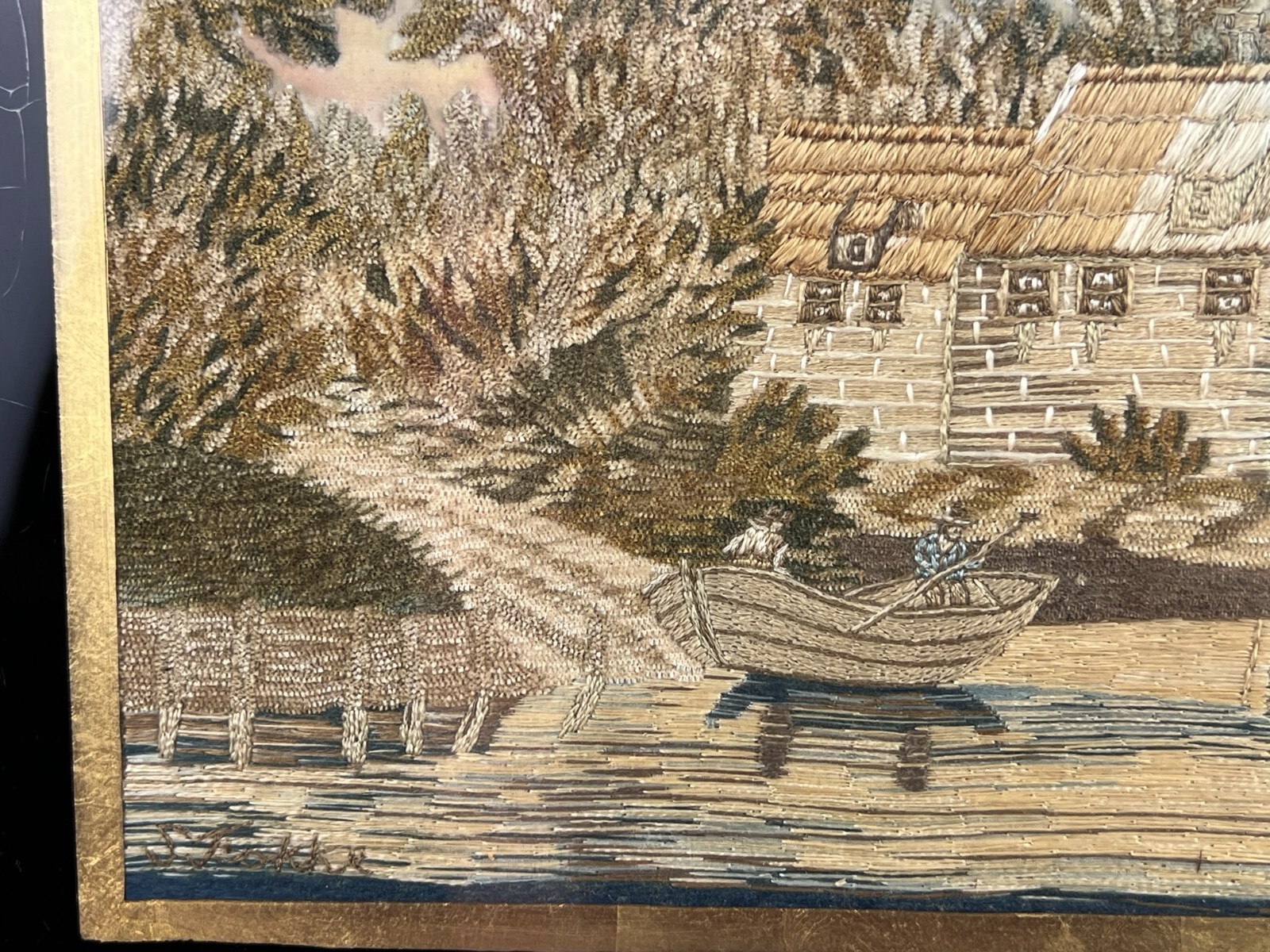 ANTIKES STICKBILD UM 1800 SEIDE HAUS AM FLUSS MIT PERSONEN – Bild 4