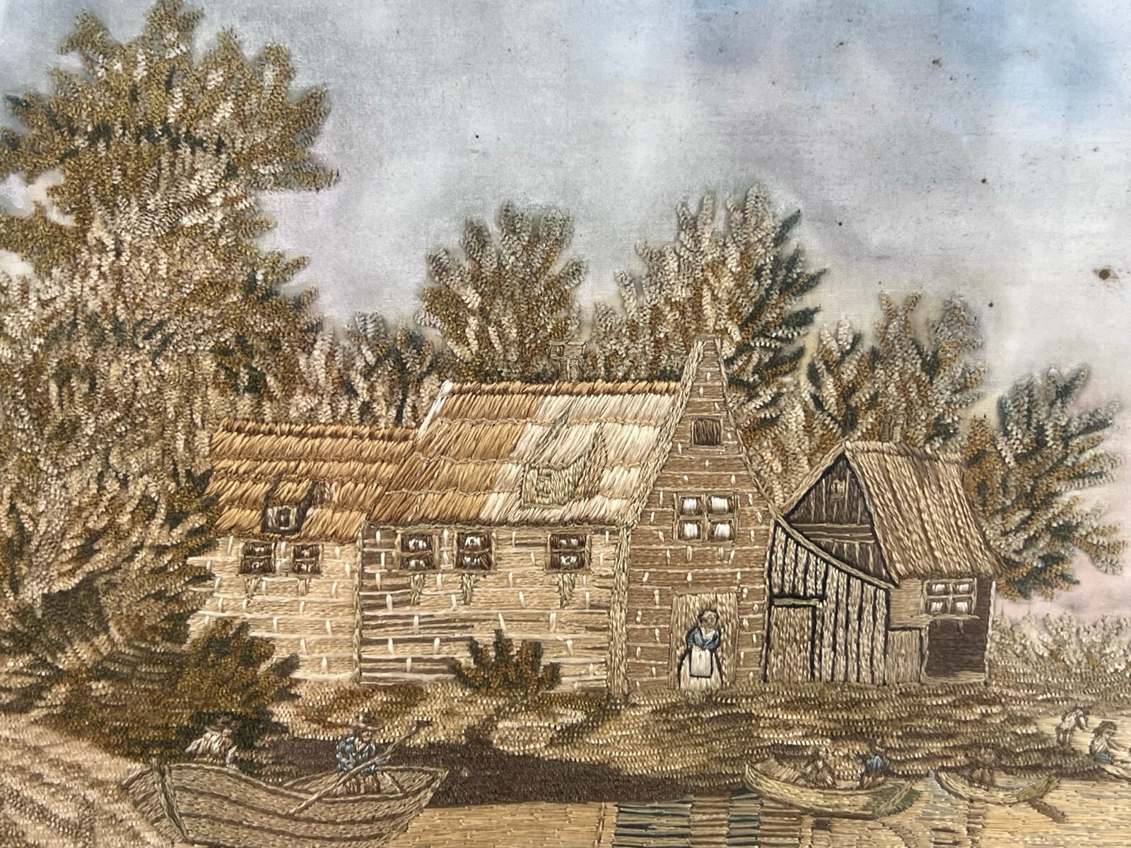 ANTIKES STICKBILD UM 1800 SEIDE HAUS AM FLUSS MIT PERSONEN – Bild 8