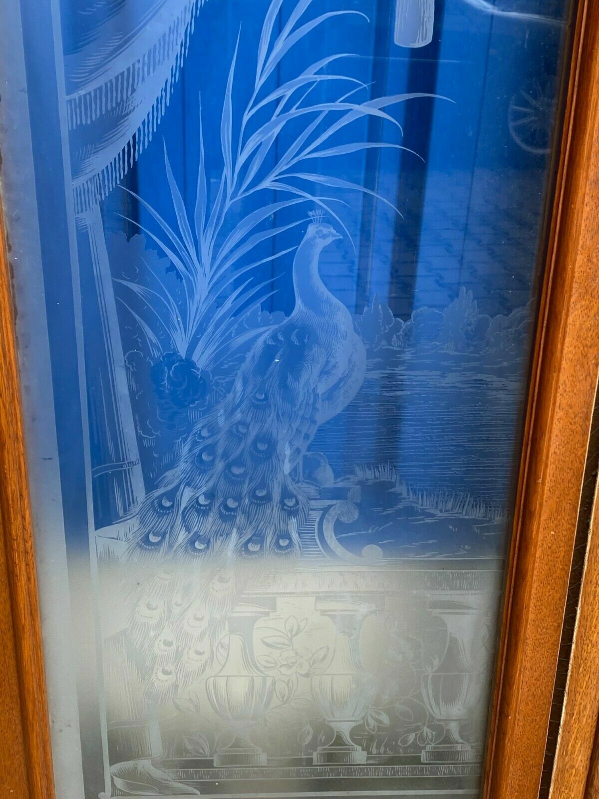 4x ANTIKE GLASSCHEIBE ORIGINAL UM 1900 JUGENDSTIL LANDSCHAFT GIRLANDEN PFAUEN – Bild 3