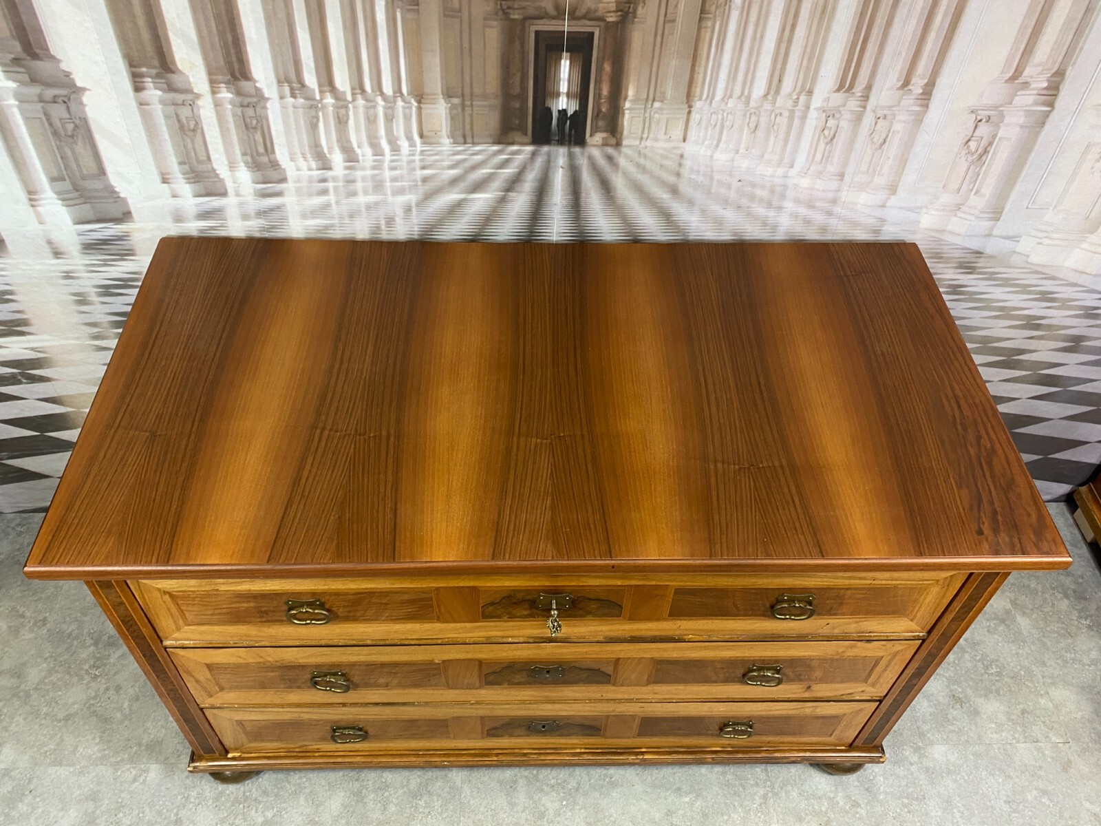 BAROCK KOMMODE NUSSBAUM UM 1880 HOLZ MASSIV FURNIERT ANTIKE BAROCKKOMMODE – Bild 6