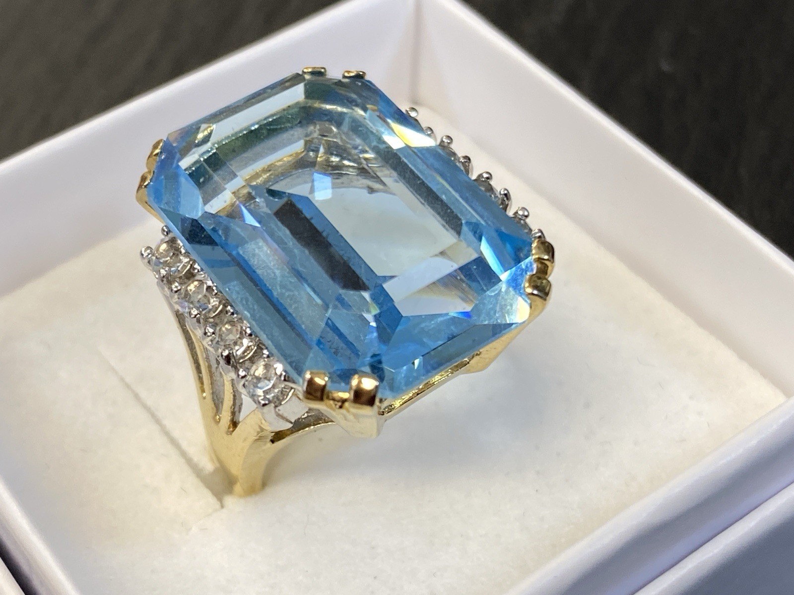 AUFFÄLLIGER RING GLASSTEIN GLAS AQUAMARIN FARBE GRÖSSE 54 METALL VERGOLDET – Bild 11