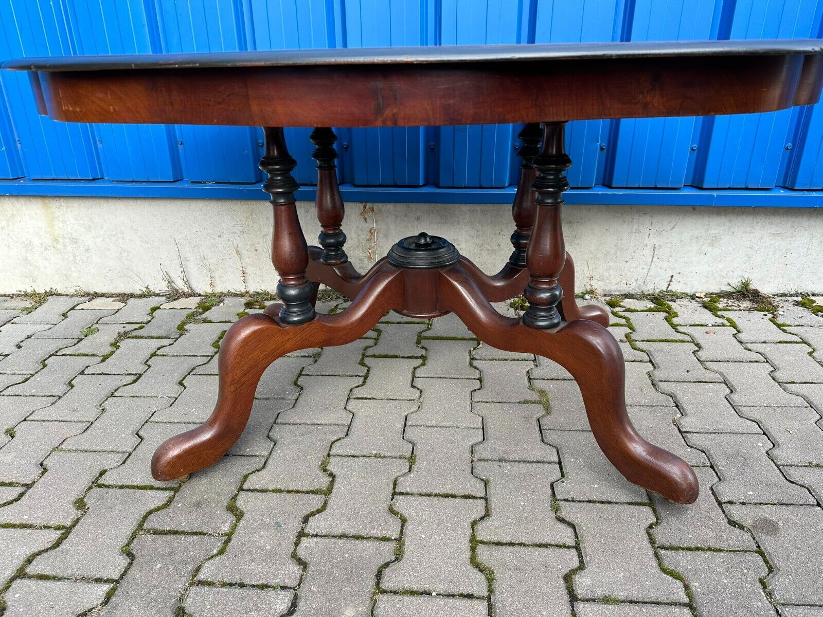 ANTIKER HORRIX ESSTISCH MAHAGONI MIT EBONISIERUNG UND SPINNENKOPF FUSS – Bild 6