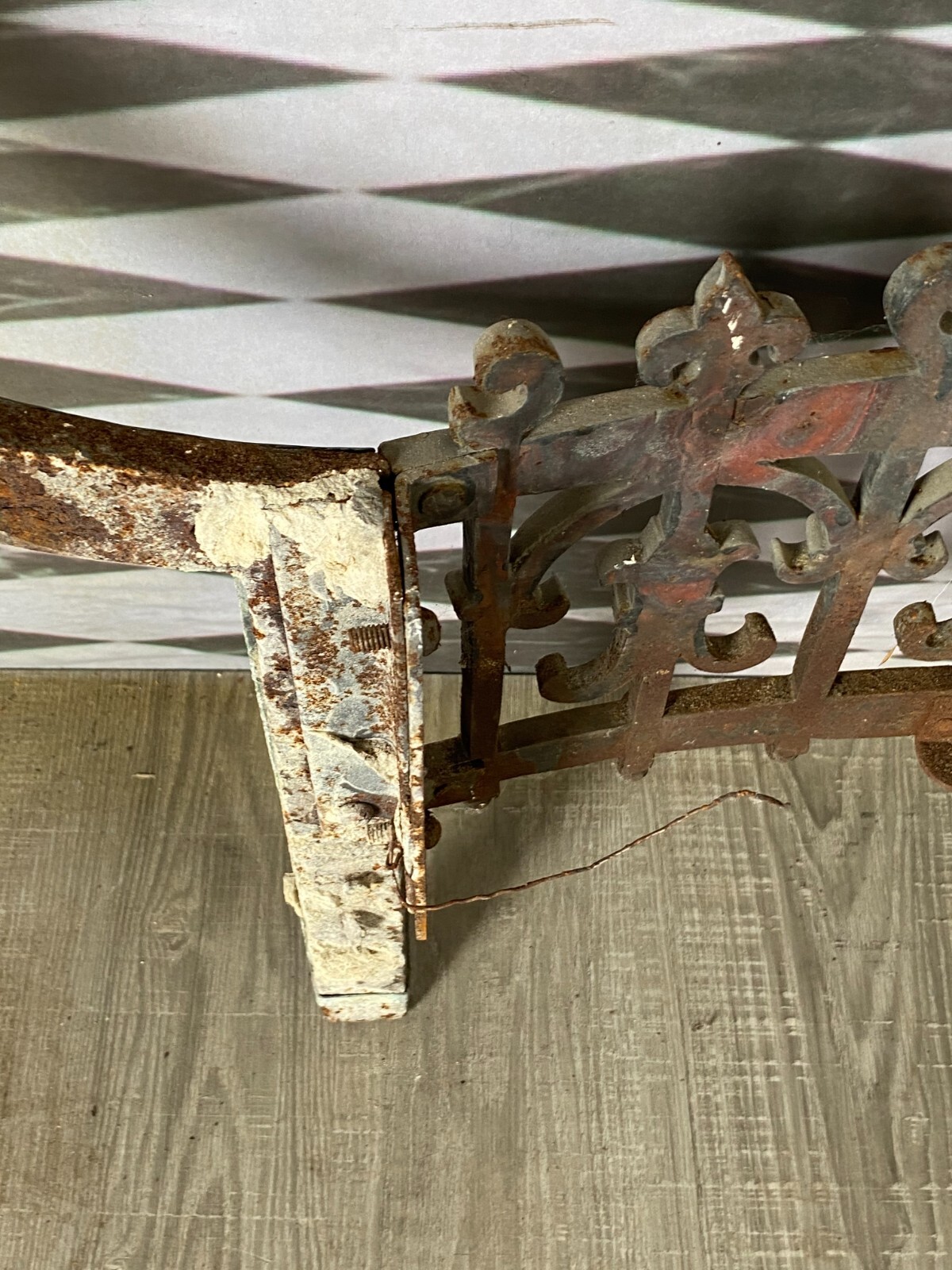 ANTIKE KAMIN ABDECKUNG FEUERSTELLE RAHMEN AUS EISEN UND KUPFER HxB 97x88cm – Bild 9