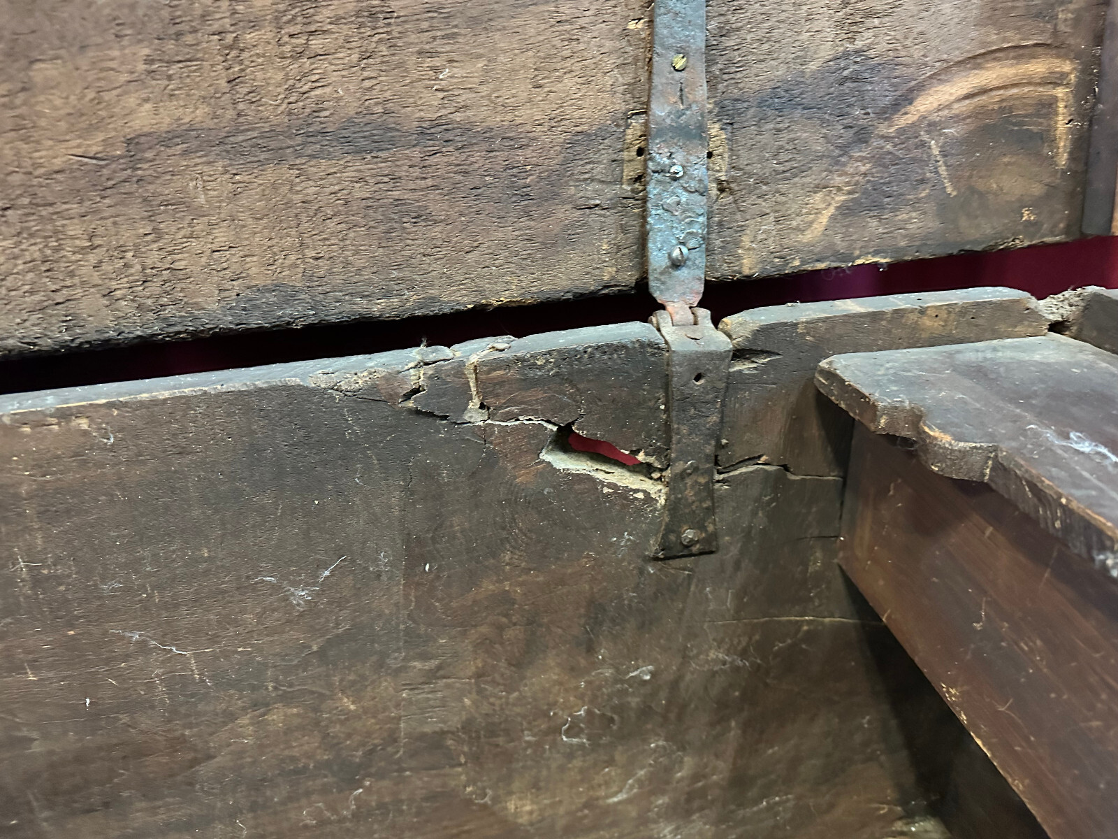 ANTIKE RENAISSANCE TRUHE 17/18 TES JHDT NUSSBAUM MASSIV – Bild 12