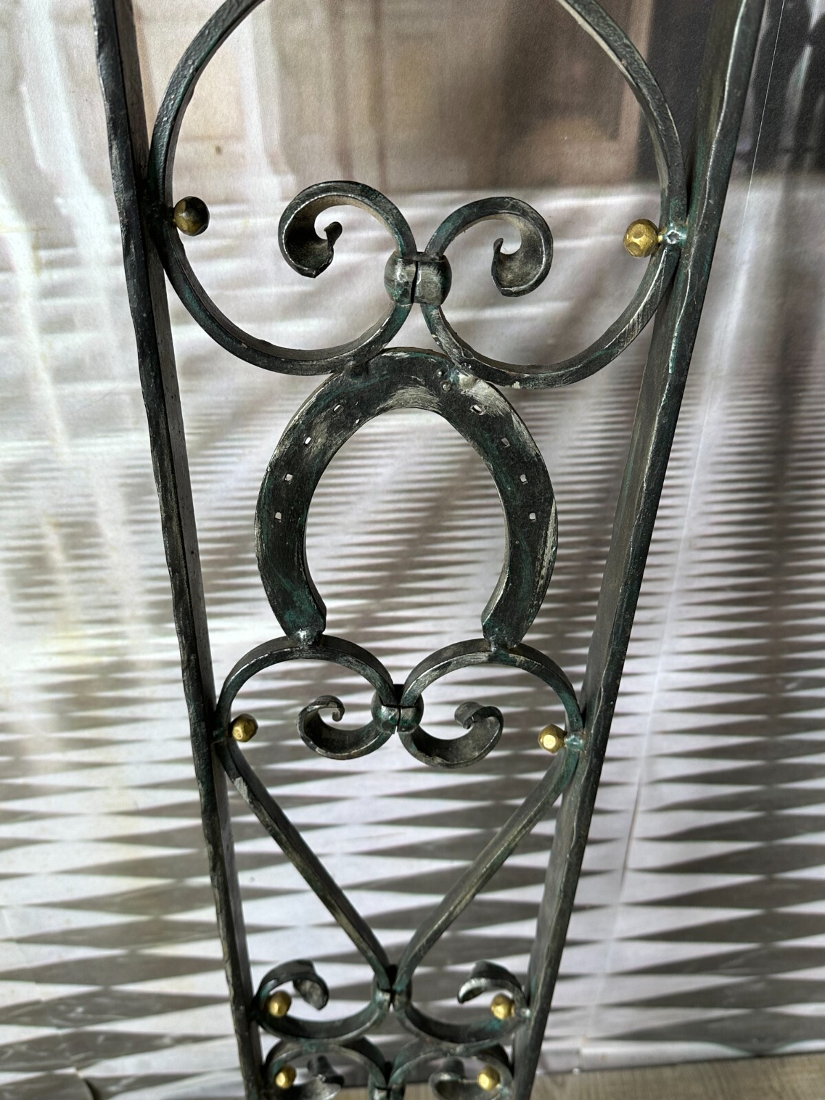 HANDGESCHMIEDETE WANDAPPLIKEN AUS EISEN MIT HUFEISEN 152x38cm – Bild 5