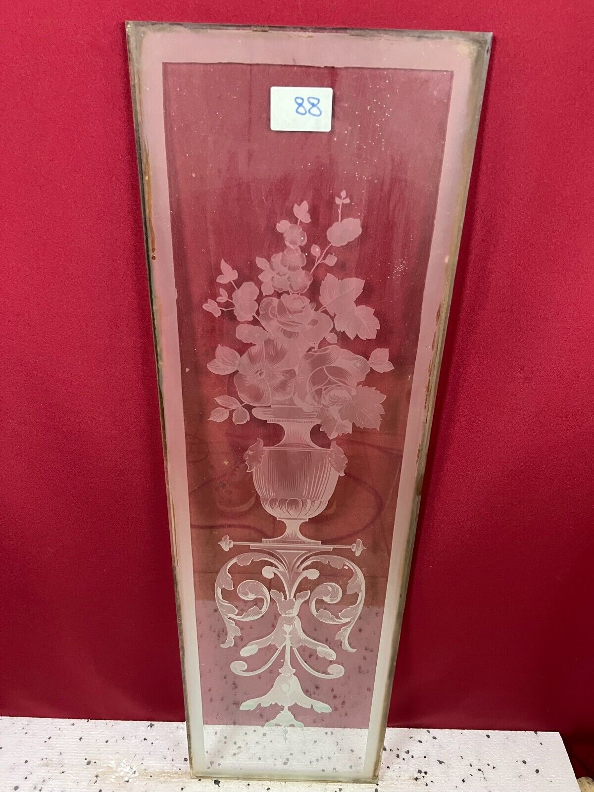 ANTIKE GLASSCHEIBE HISTORISMUS ORIGINAL UM 1880 AMPHORE BLUMEN 30,4x104,7cm – Bild 3
