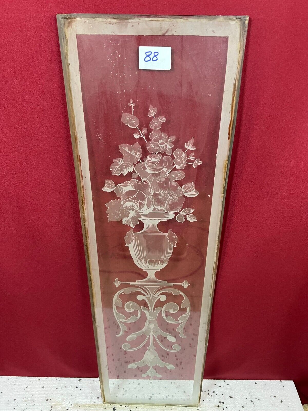 ANTIKE GLASSCHEIBE HISTORISMUS ORIGINAL UM 1880 AMPHORE BLUMEN 30,4x104,7cm