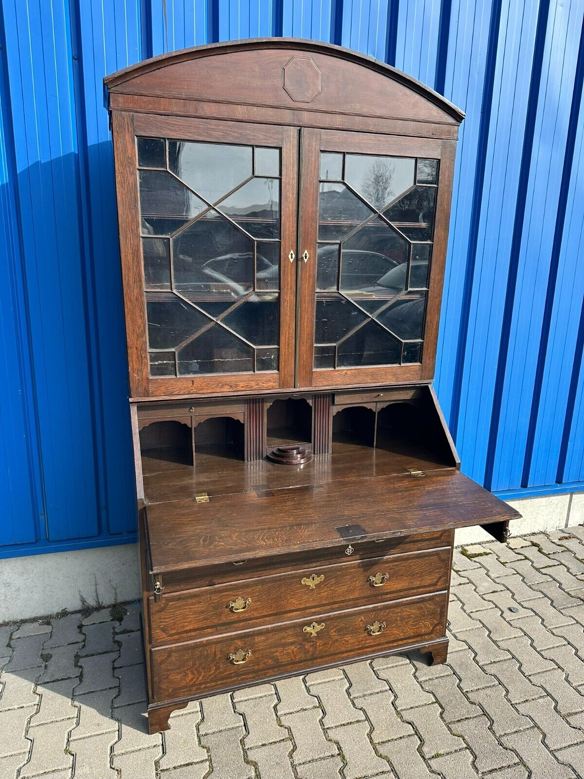 ANTIKER ENGLISCHER SEKRETÄR UM 1820/1840 AUS EICHE MIT VITRINE AUFSATZSEKRETÄR
