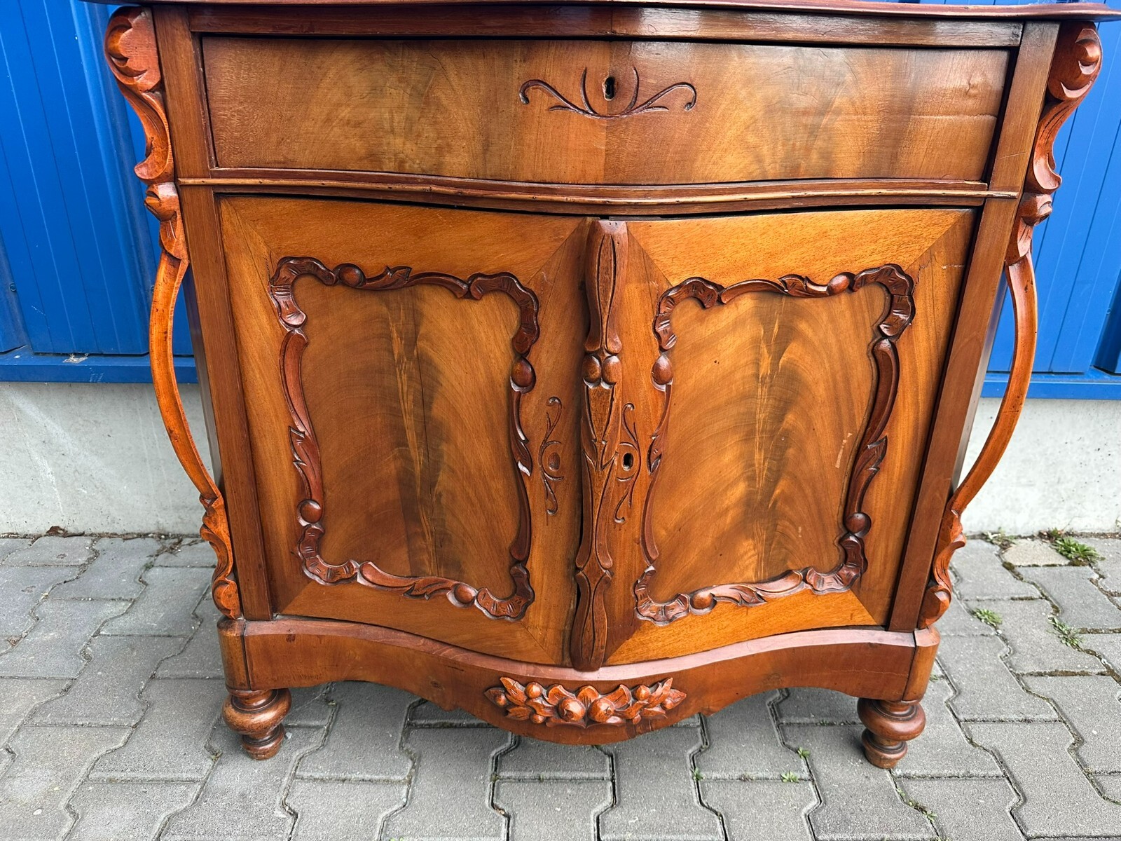 ANTIKE WILHELM III KOMMODE UM 1860 MAHAGONI FURNIERT – Bild 3