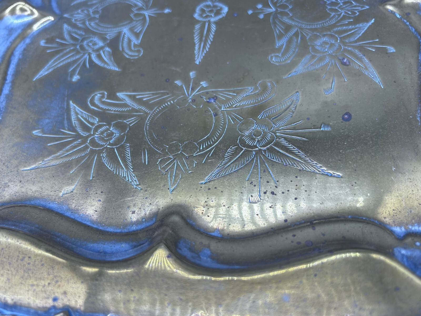 SERVIERTABLETT TABLETT 49x31cm METALL VERSILBERT HANDGRAVUREN – Bild 17