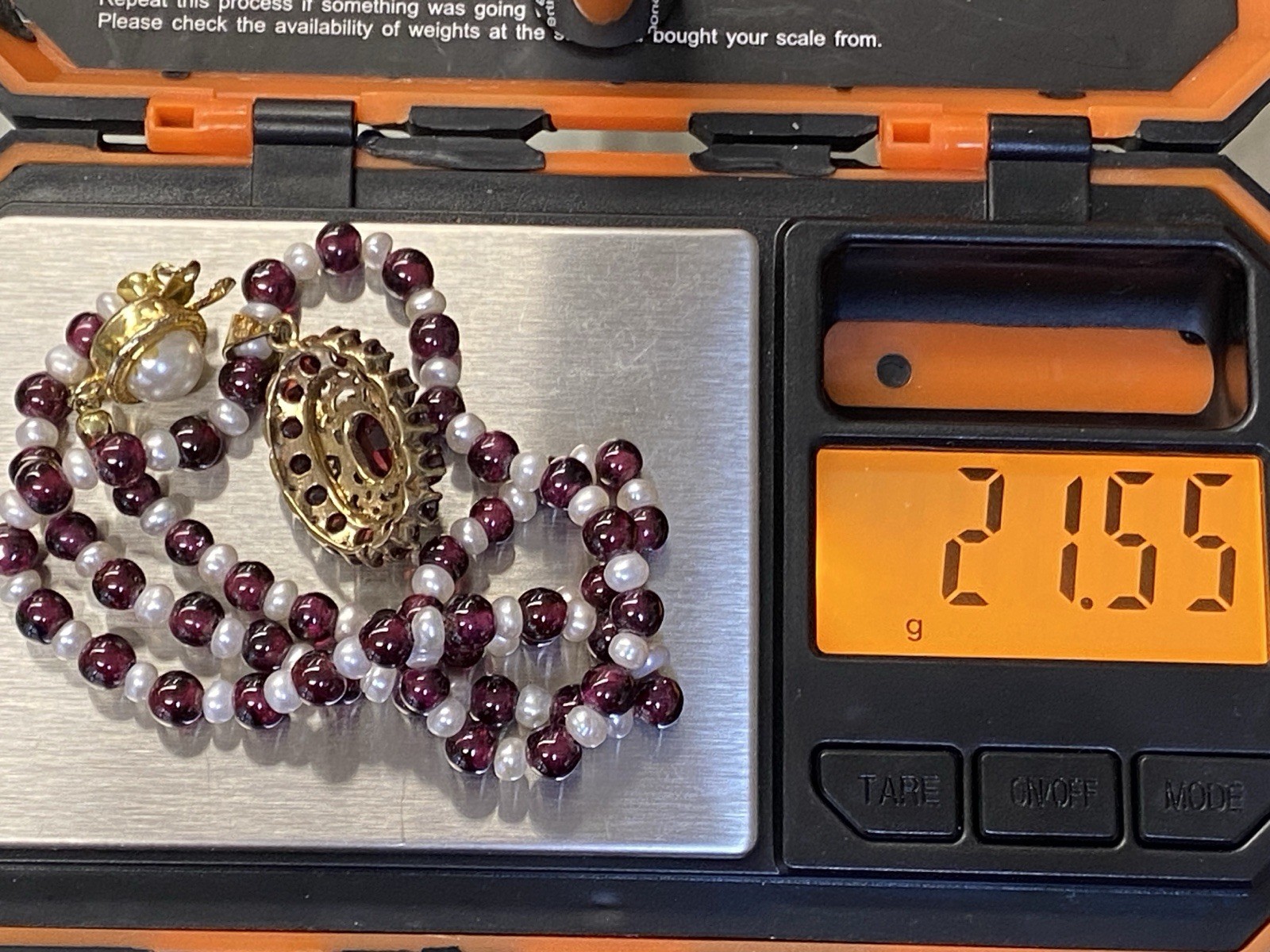 BÖHMISCHER ANHÄNGER GELBGOLD 333 GRANAT MIT HALSKETTE AUS GRANAT UND PERLEN – Bild 13
