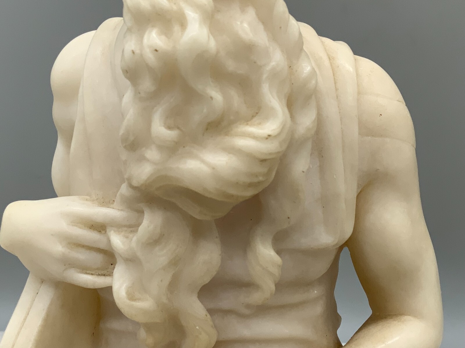 ANTIKE ALABASTER SKULPTUR 19 TES JHDT DER GEHÖRNTE MOSES NACH MICHELANGELO 30cm – Bild 8