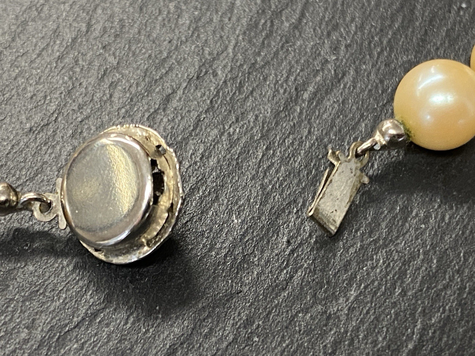 PERLENKETTE HALSKETTE KETTE PERLEN PERLE KUNSTPERLEN – Bild 12