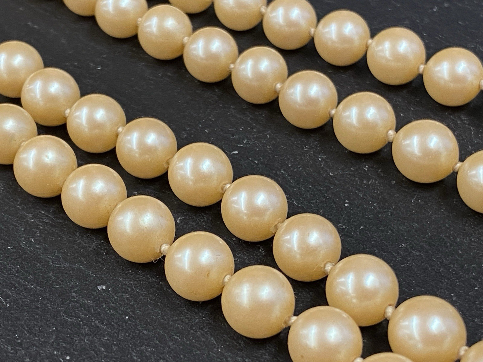 PERLENKETTE HALSKETTE KETTE PERLEN PERLE KUNSTPERLEN – Bild 7