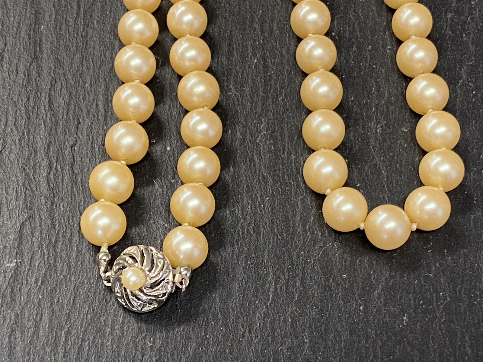 PERLENKETTE HALSKETTE KETTE PERLEN PERLE KUNSTPERLEN