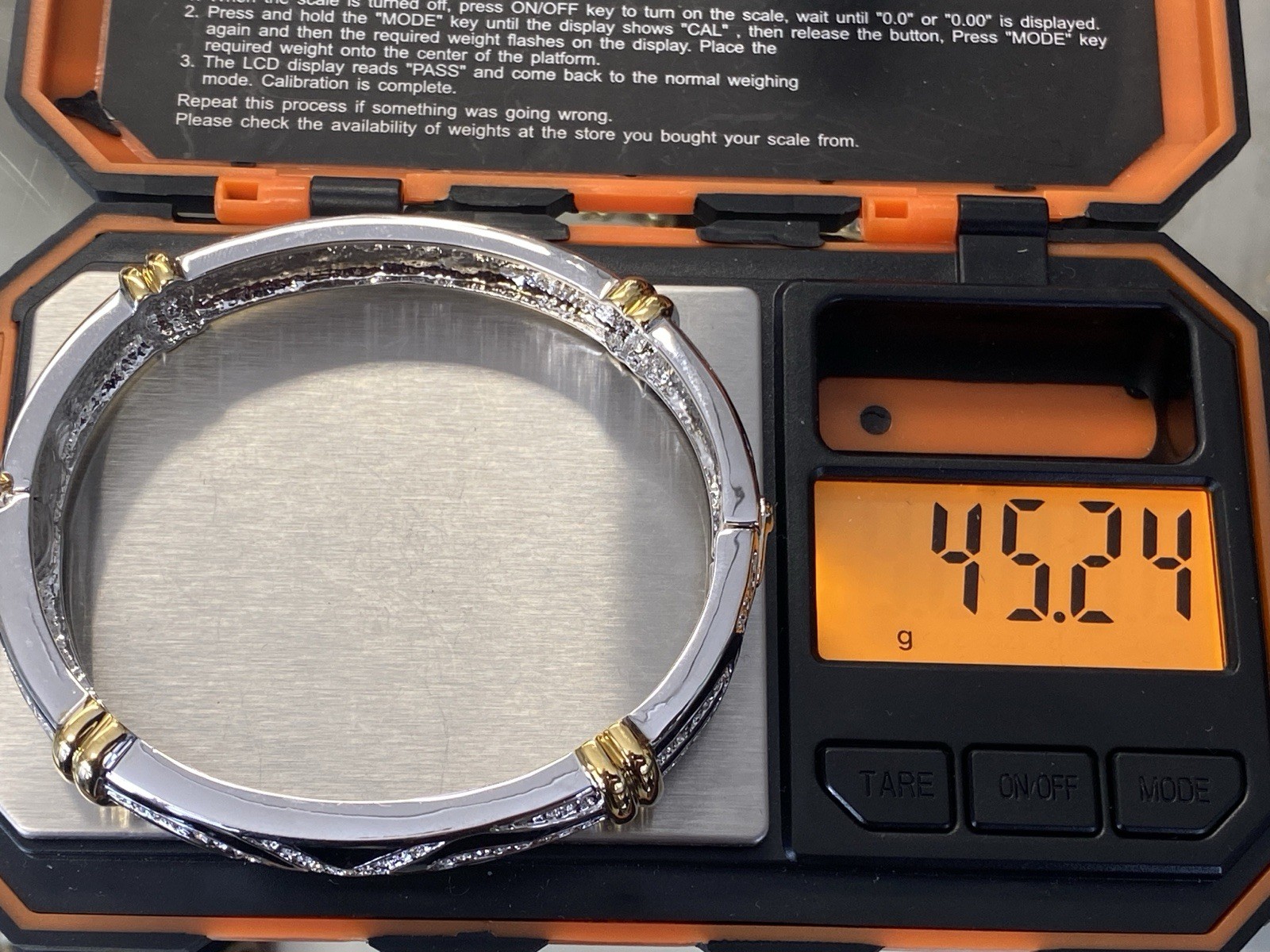 AUßERGEWÖHNLICHER ARMREIF CAMROSE & KROSS GLAS JBK EMAILLE KENNEDY NACHAHMUNG – Bild 15