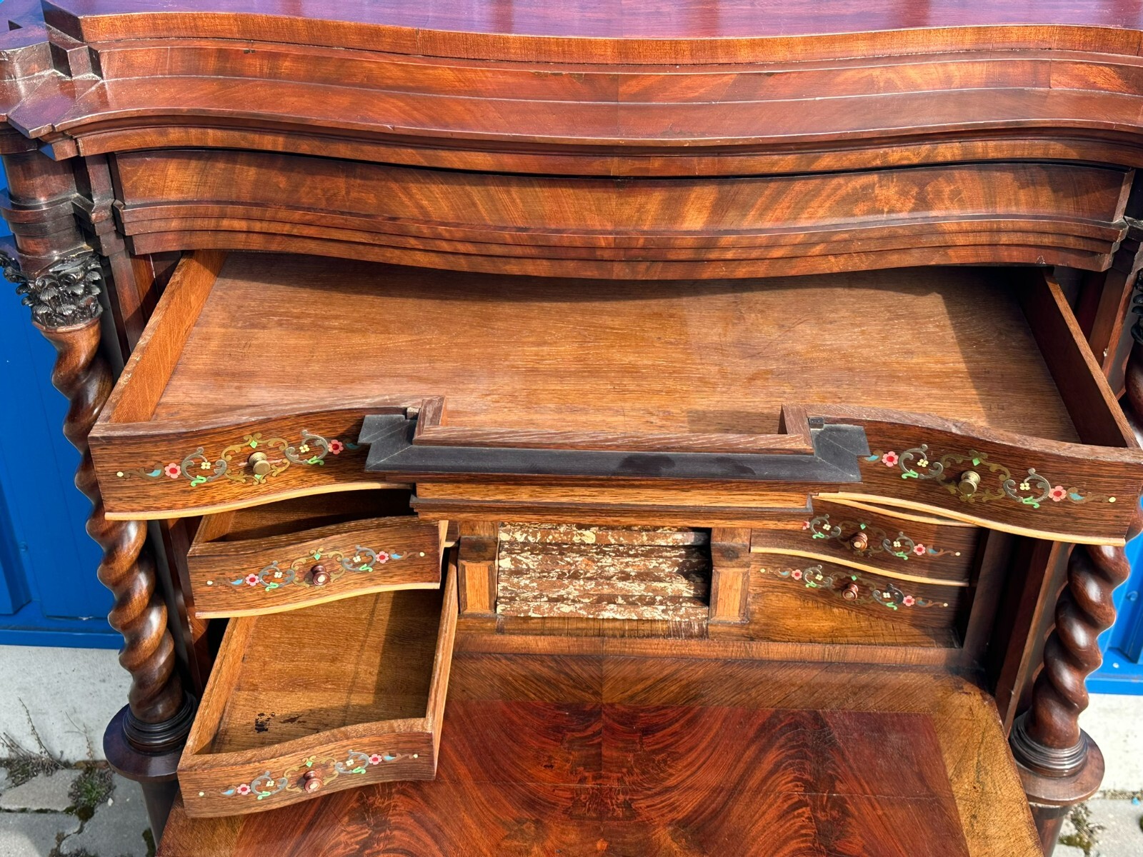 AUSSERGEWÖHNLICHER BIEDERMEIER SEKRETÄR UM 1850 MAHAGONI BIEDERMEIERSEKRETÄR – Bild 19