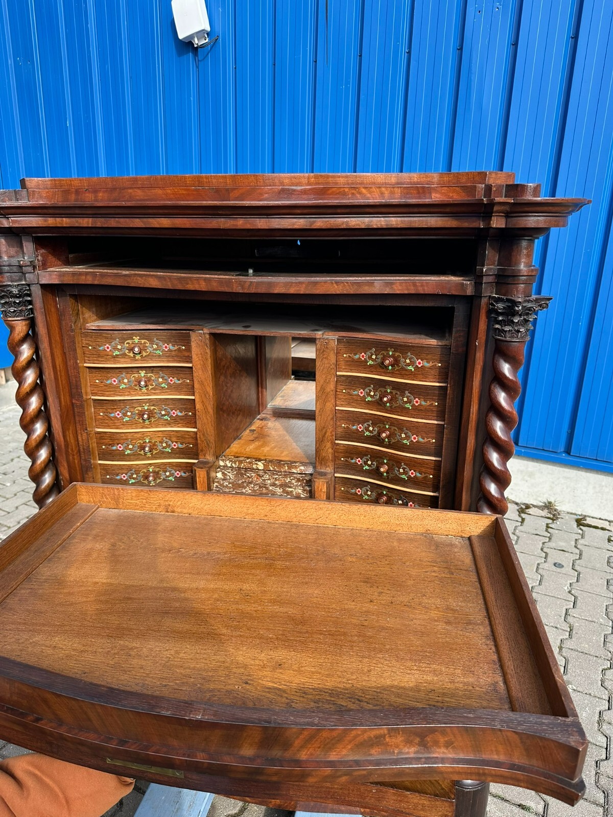 AUSSERGEWÖHNLICHER BIEDERMEIER SEKRETÄR UM 1850 MAHAGONI BIEDERMEIERSEKRETÄR – Bild 23