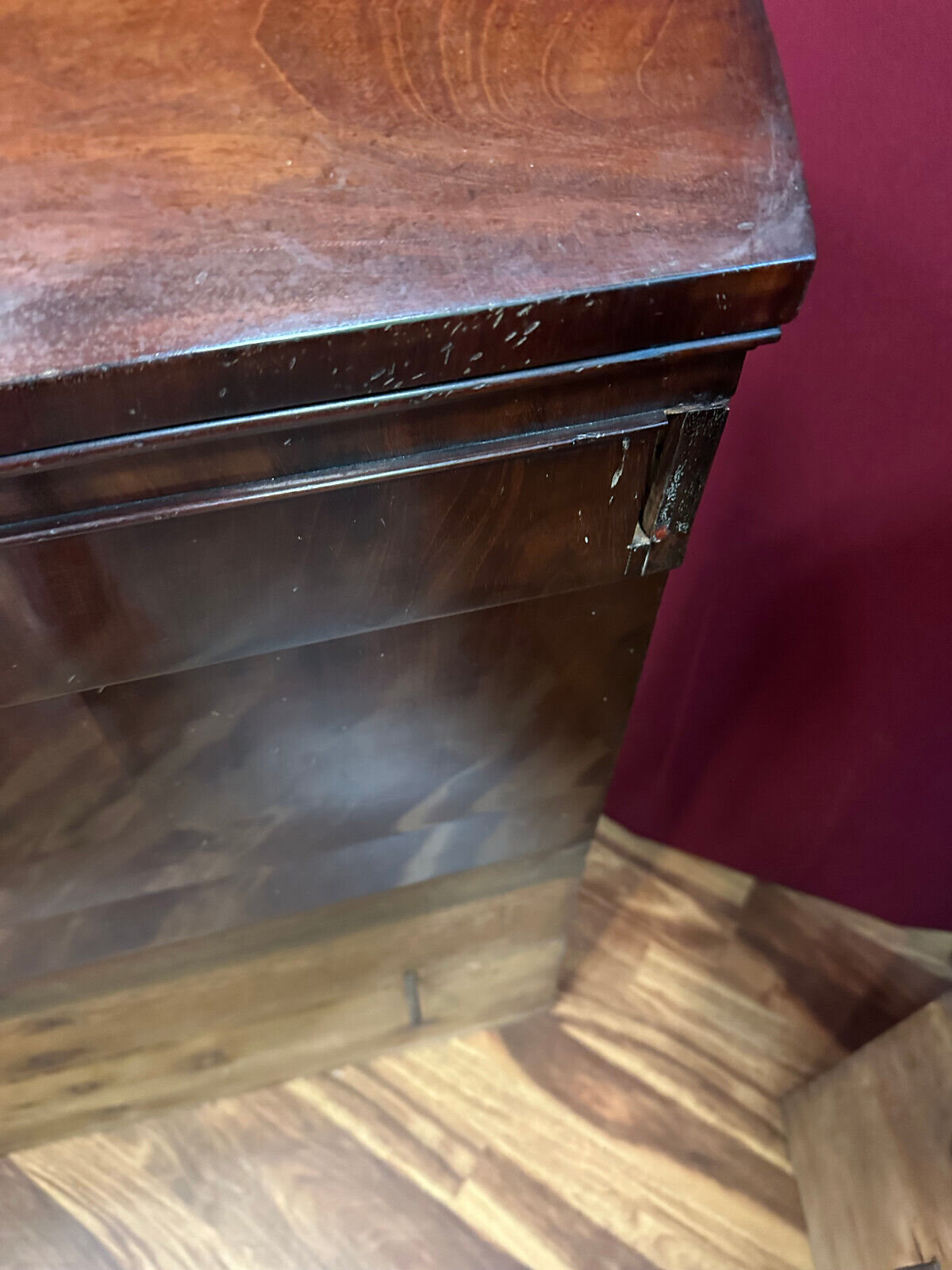 ORIGINALE SEITENTEILE EINES EMPIRE SOFA UM 1800 MAHAGONI FURNIERT – Bild 13