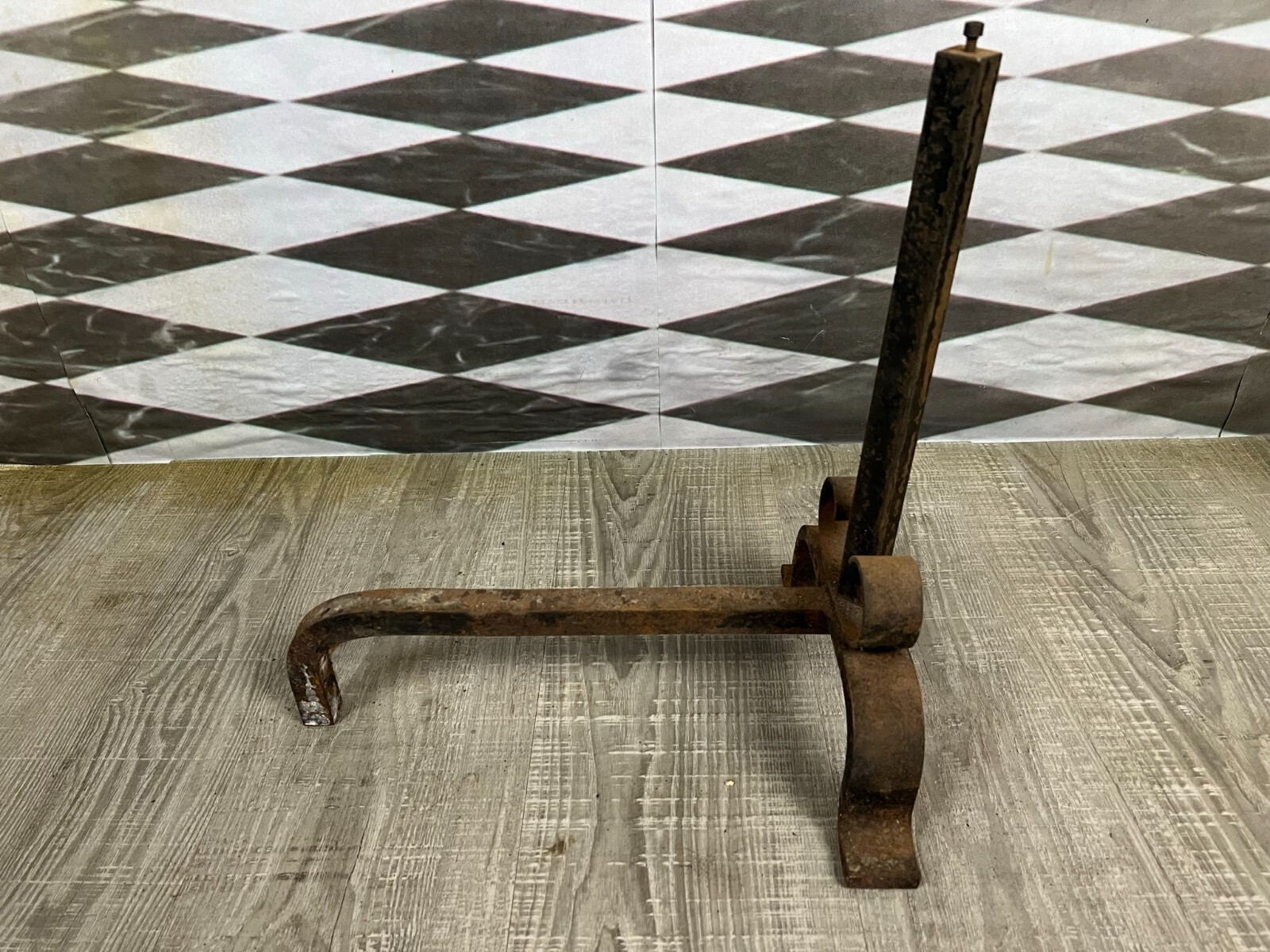 ALTE KAMINBÖCKE AUS EISEN NACH ANTIKEM VORBILD – Bild 7