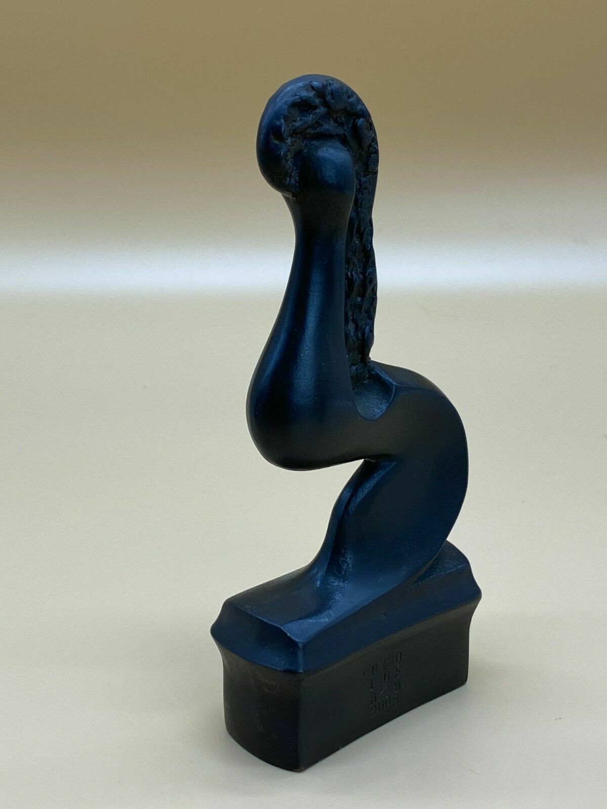 SKULPTUR ABSTRAKTE FIGUR BRONZE VON 2005 LIMITIERT 6/9 Georg LOEWIT (1959)