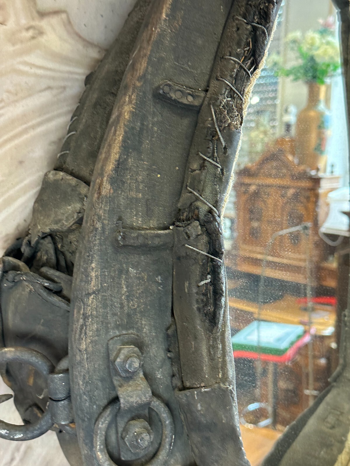 ANTIKES PFERDE KUMMET LEDER HOLZ UND METALL ALS WANDSPIEGEL UMGEBAUT – Bild 8
