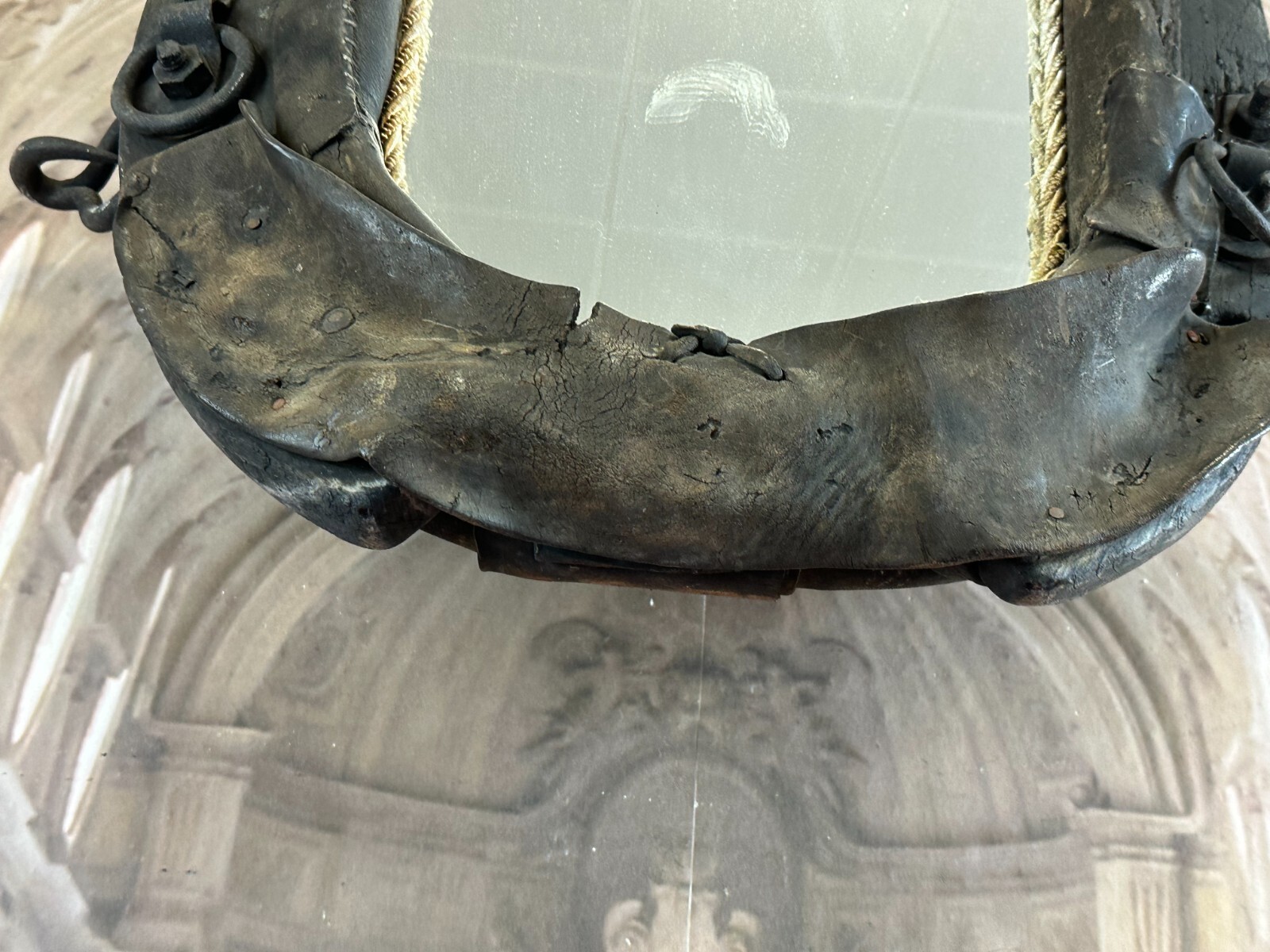 ANTIKES PFERDE KUMMET LEDER HOLZ UND METALL ALS WANDSPIEGEL UMGEBAUT – Bild 10
