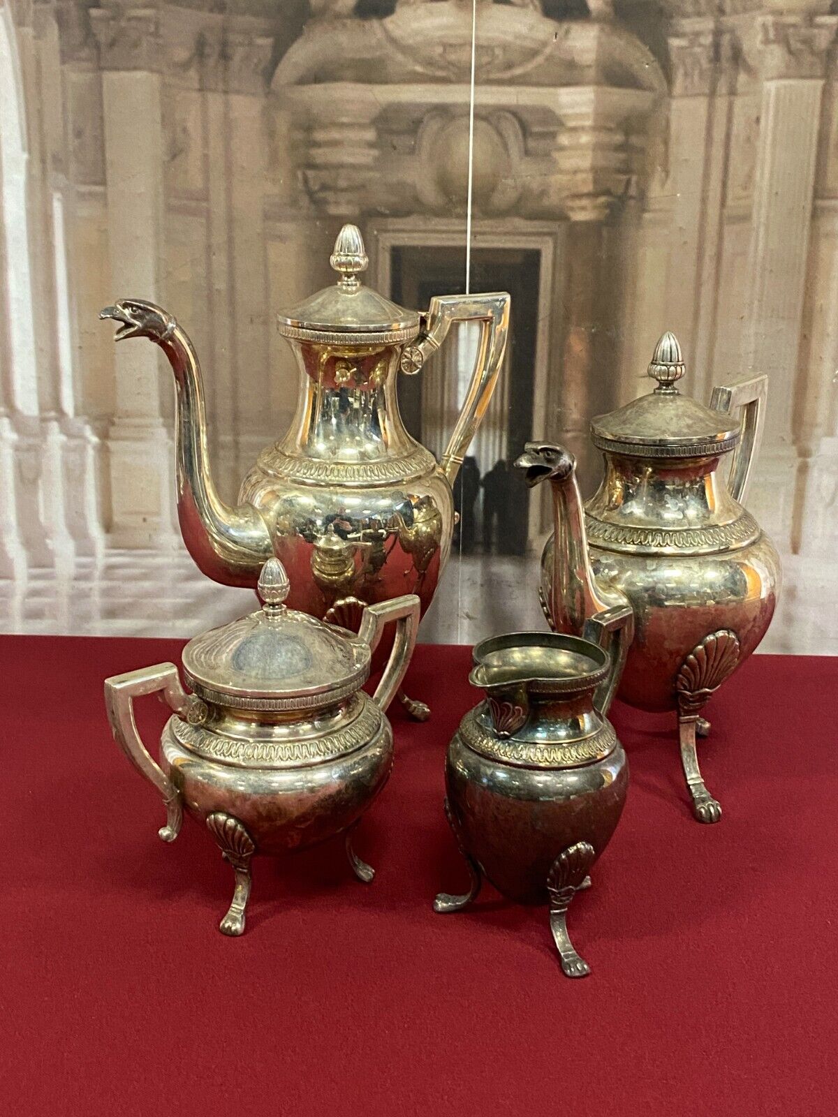 Kaffee Set im Empirestil, bestehend aus vier Teilen, Metall versilbert