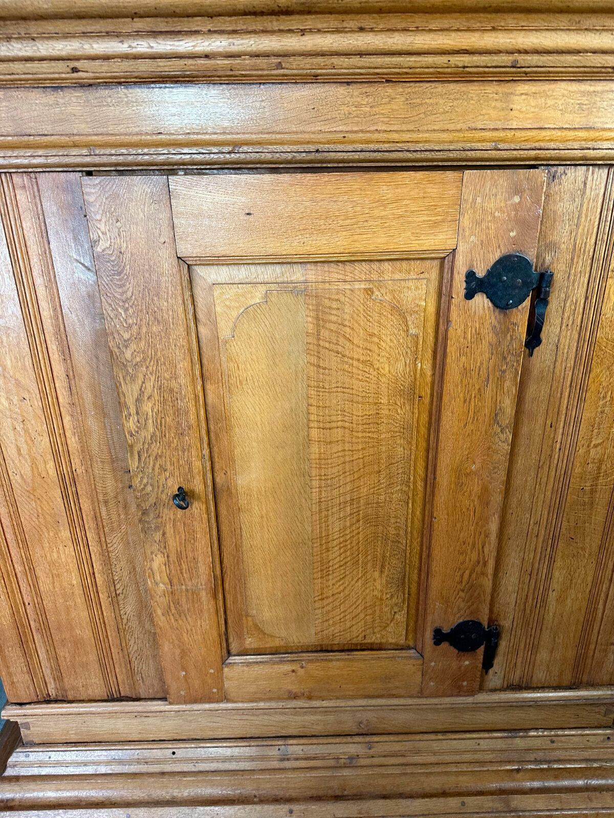 SEHR SELTENER BAROCKSCHRANK AUS EICHE UM 1680-1700 BAROCK SCHRANK KLEIDERSCHRANK – Bild 10
