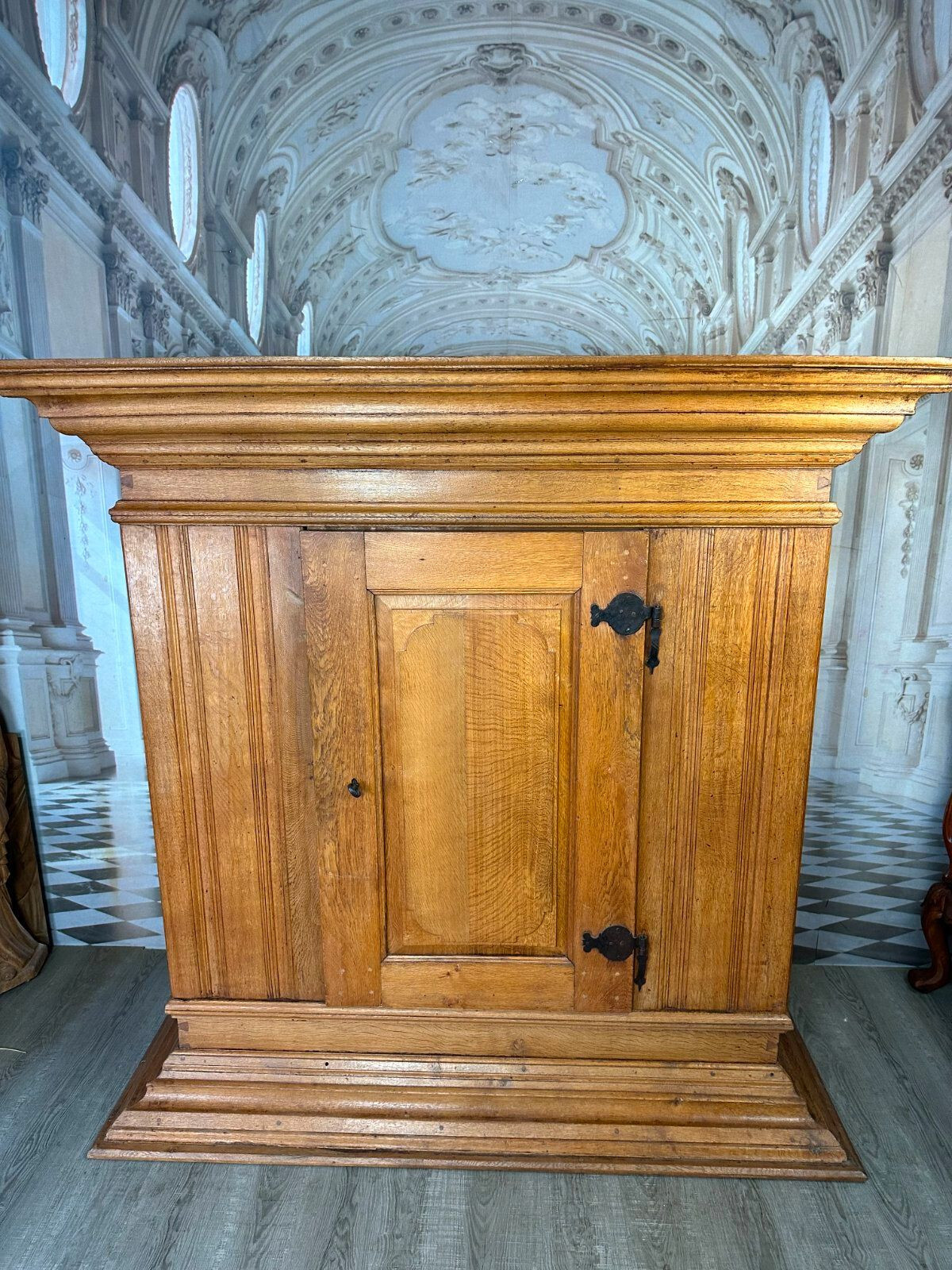 SEHR SELTENER BAROCKSCHRANK AUS EICHE UM 1680-1700 BAROCK SCHRANK KLEIDERSCHRANK