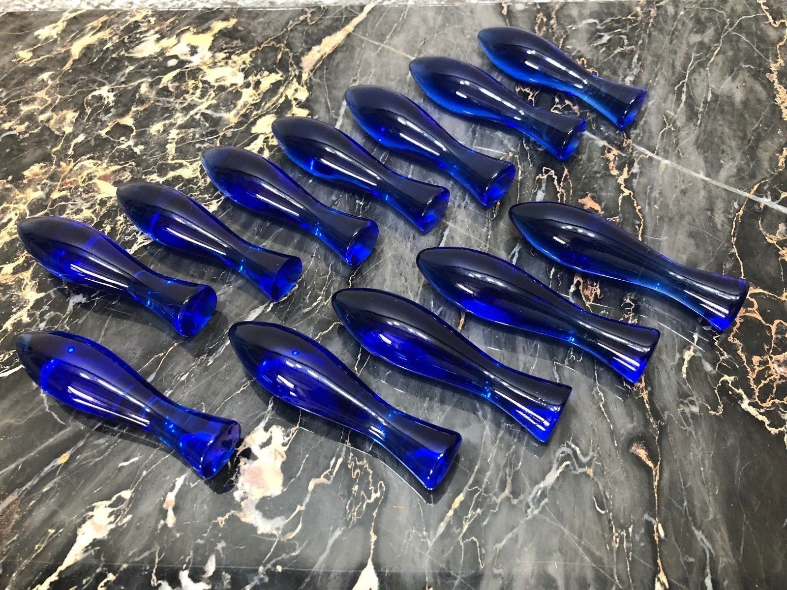 GLAS MESSERBANK DANIEL HECHTER NEUWERTIG 12 MESSERBÄNKCHEN  BLAU LÄNGE ca 8,5cm