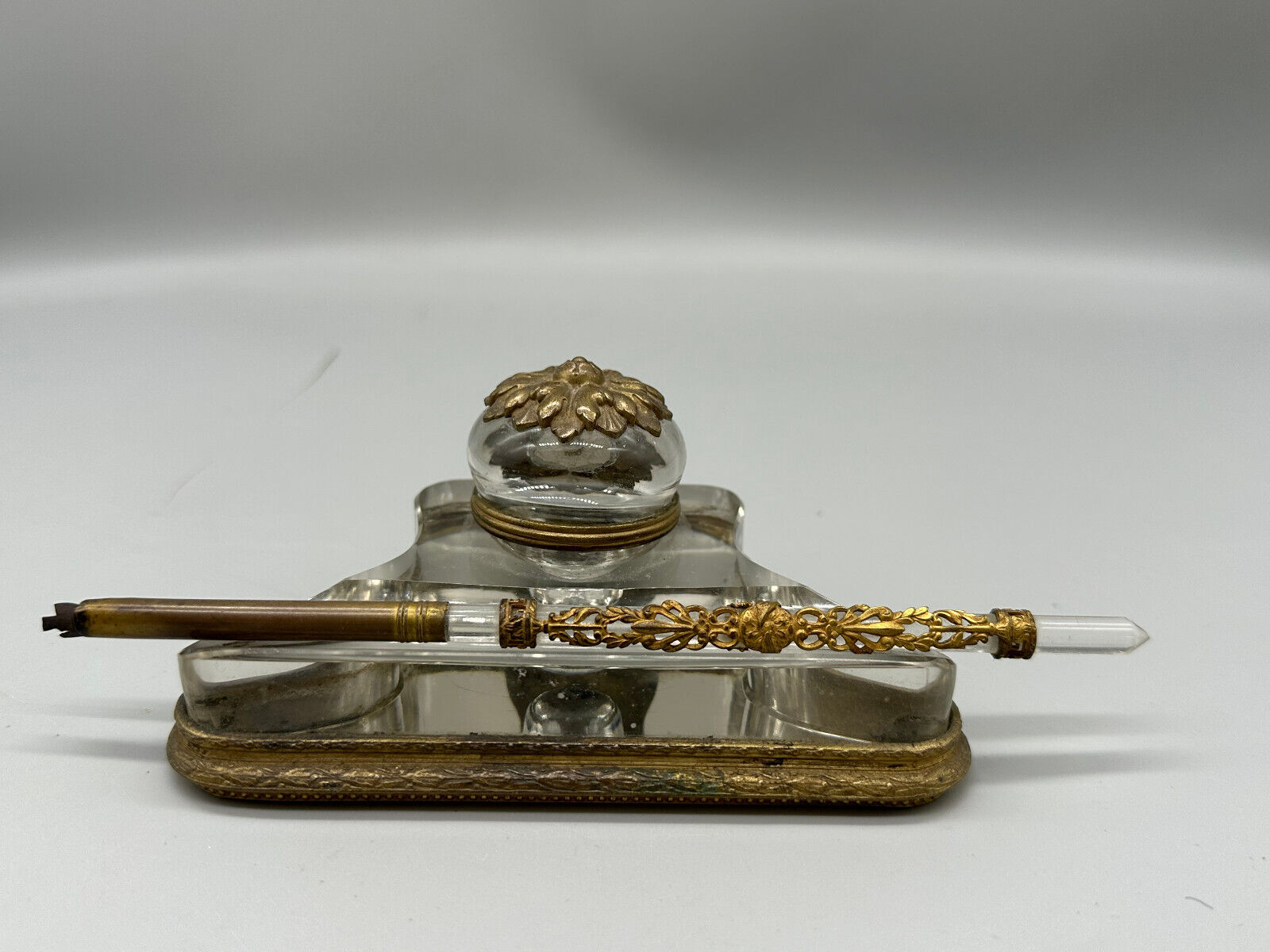 ANTIKE SCHREIBGARNITUR SCHREIBTISCHSET TINTENFASS UM 1880 GLAS UND MESSING – Bild 3