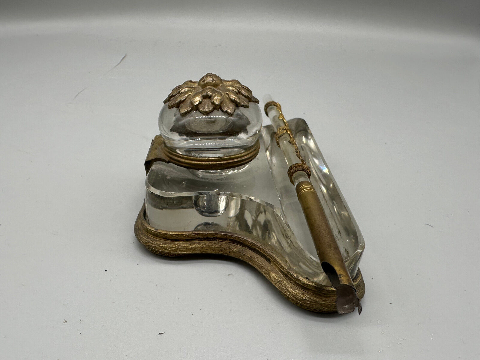 ANTIKE SCHREIBGARNITUR SCHREIBTISCHSET TINTENFASS UM 1880 GLAS UND MESSING – Bild 4