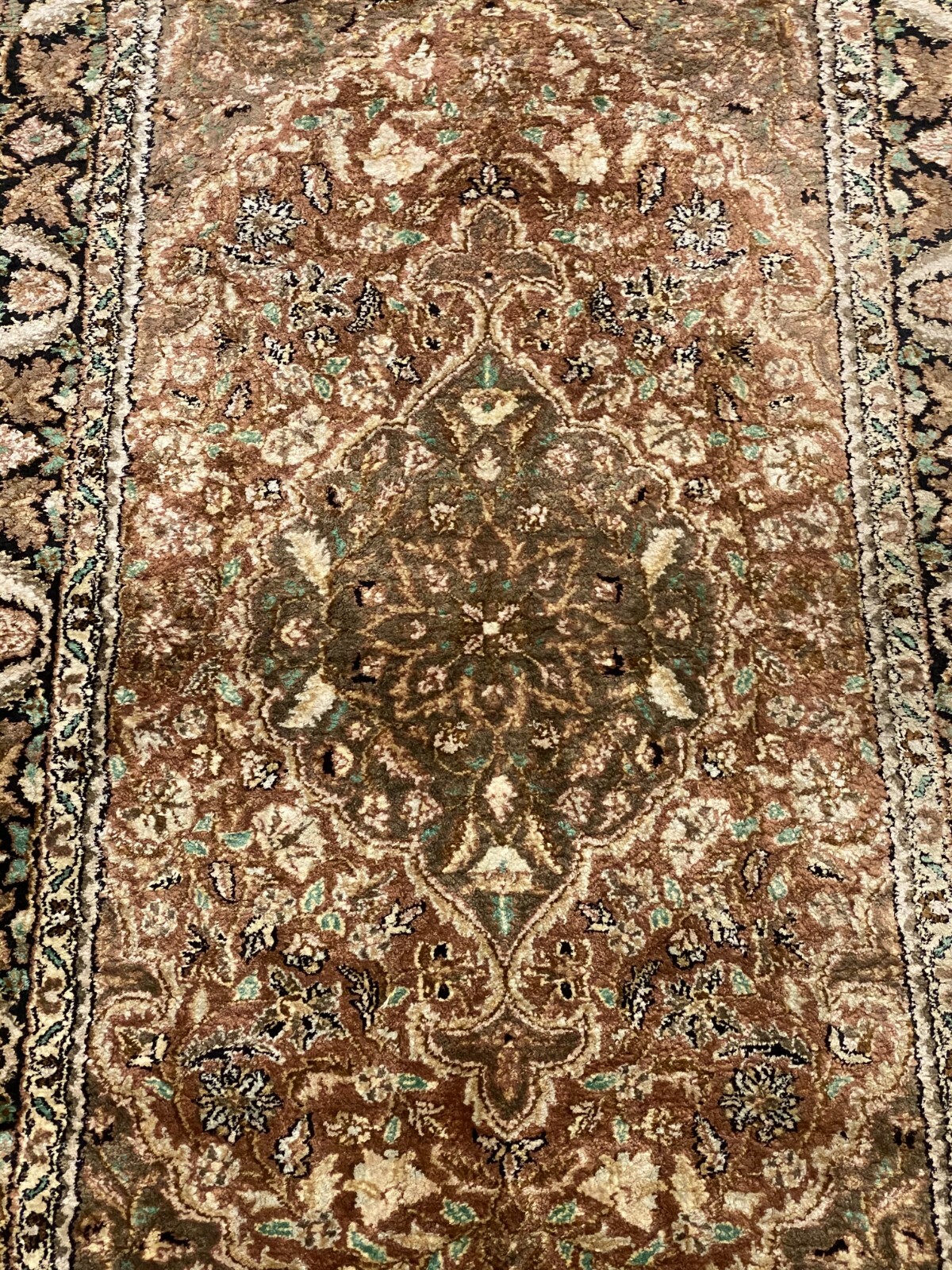 MEDAILLON TEPPICH SEIDE HANDGEKNÜPFT ORIENTTEPPICH 170x90cm