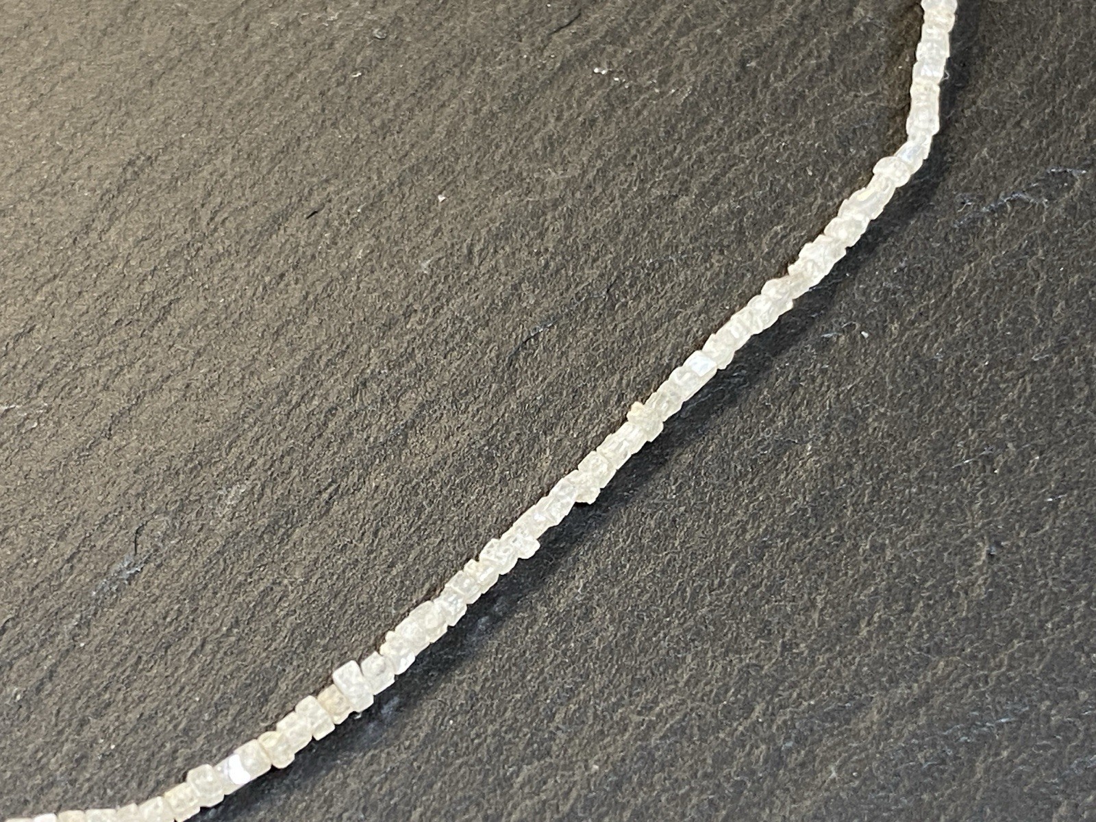 HALSKETTE KETTE AUS ROHEN DIAMANTEN 42,5cm LANG – Bild 4