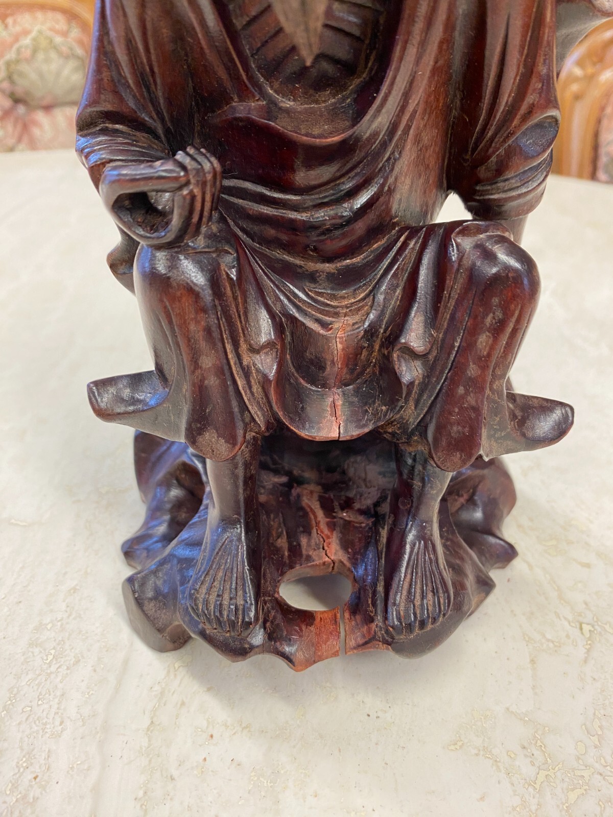 CHINA SKULPTUR AUS HOLZ SITZENDER GELEHRTER 22cm HOCH – Bild 5