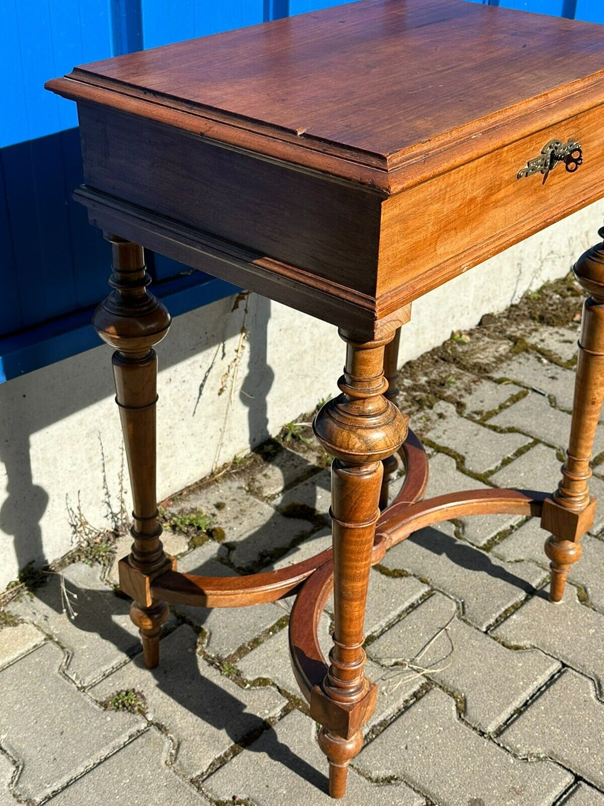 ANTIKER NÄHTISCH BEISTELLTISCH UM 1880 NUSSBAUM MASSIV HOLLAND – Bild 3
