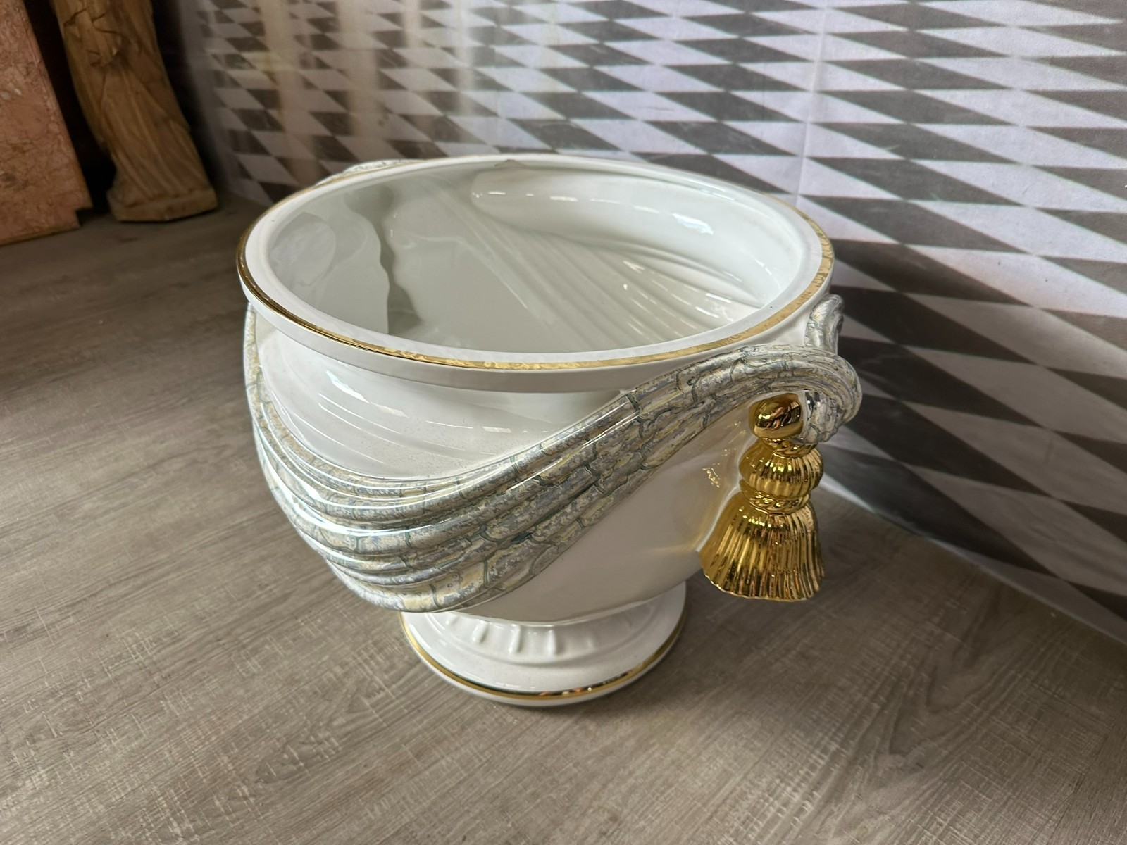 GROSSER BLUMENTOPF CACHEPOT AUS KERAMIK MARMORIERUNG VERGOLDUNG – Bild 4